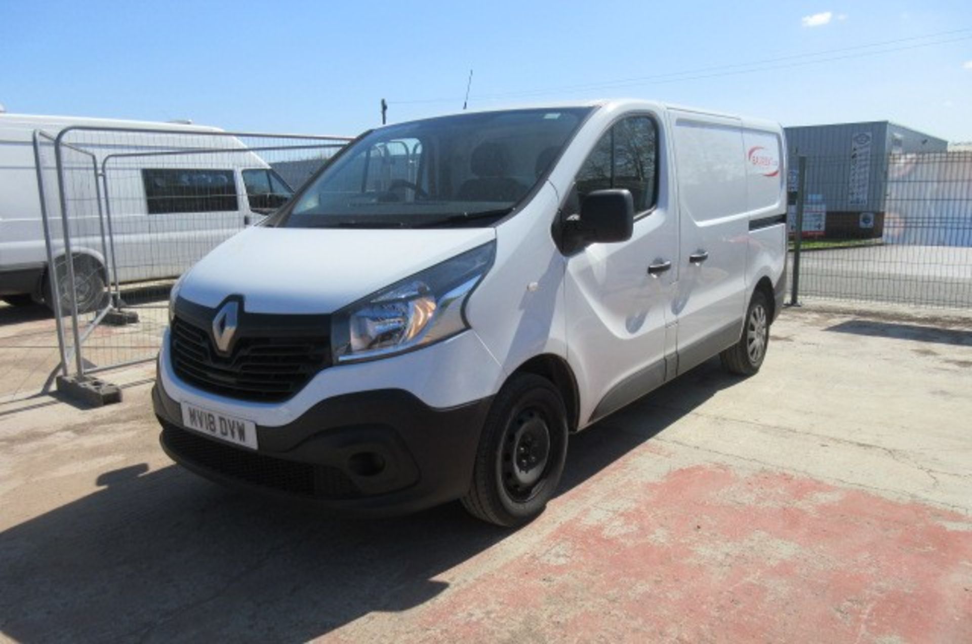 Renault Trafic SWB SL27 dCi 120 1.6 Business Van - Bild 2 aus 8