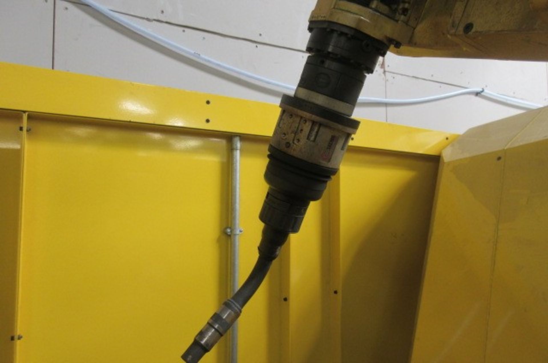 Fanuc Arcmate 100i welding robot (2012), Lincoln S350 rectifier & 4R100 Autodrive wire feed - Image 10 of 12