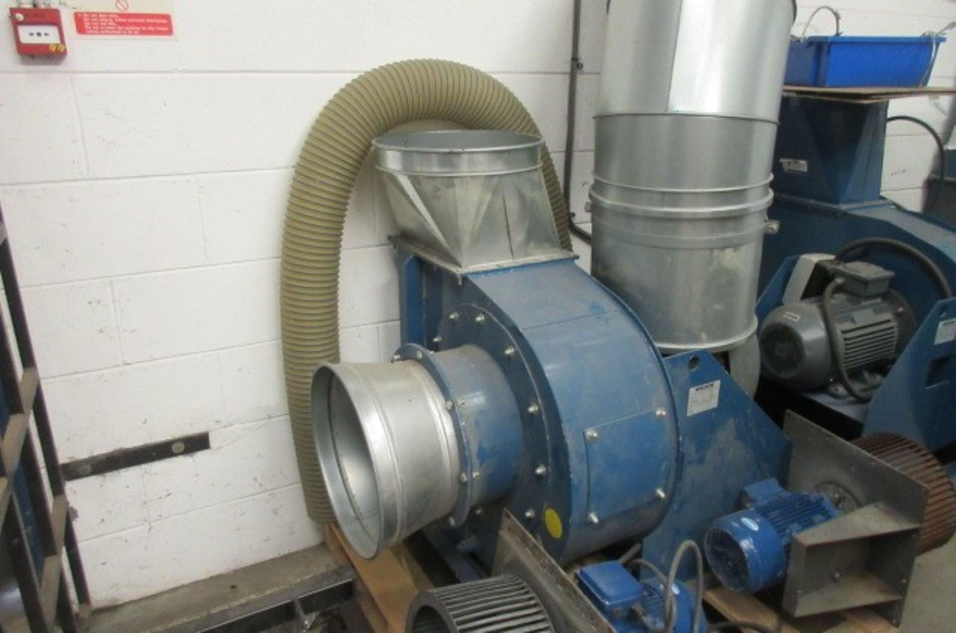 Moldow DAT350-22/D 8500 cubic metres/hr fan & motor, 2013 - Bild 2 aus 2