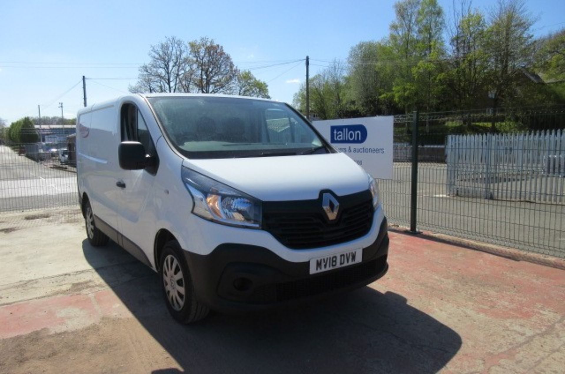 Renault Trafic SWB SL27 dCi 120 1.6 Business Van