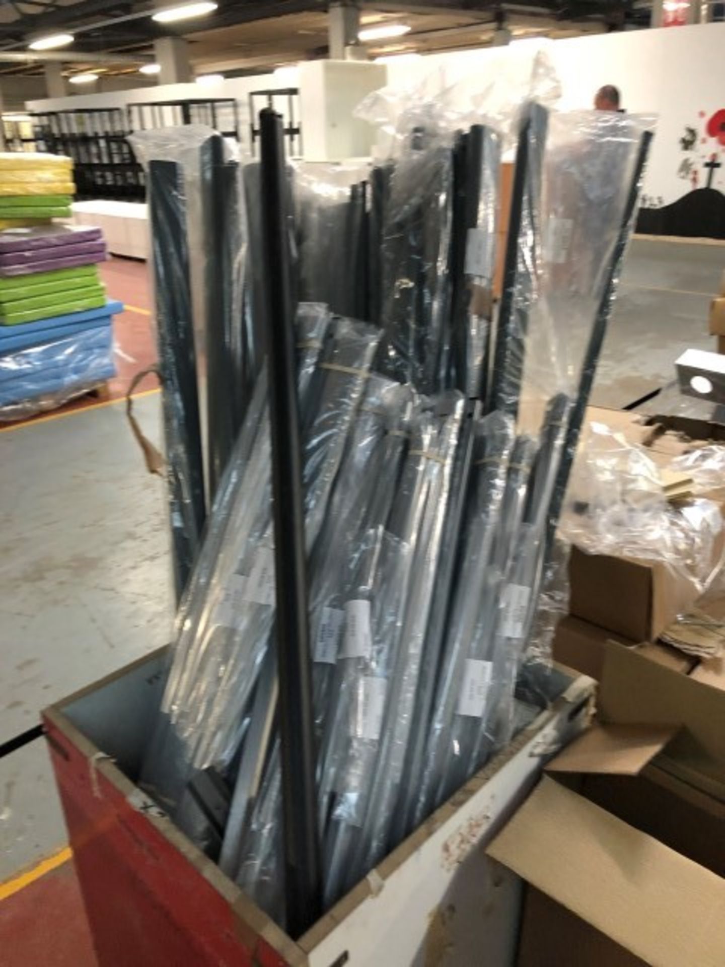 large quantity of furniture components (table frames, flip top components, fastners/fittings, trays, - Image 21 of 24