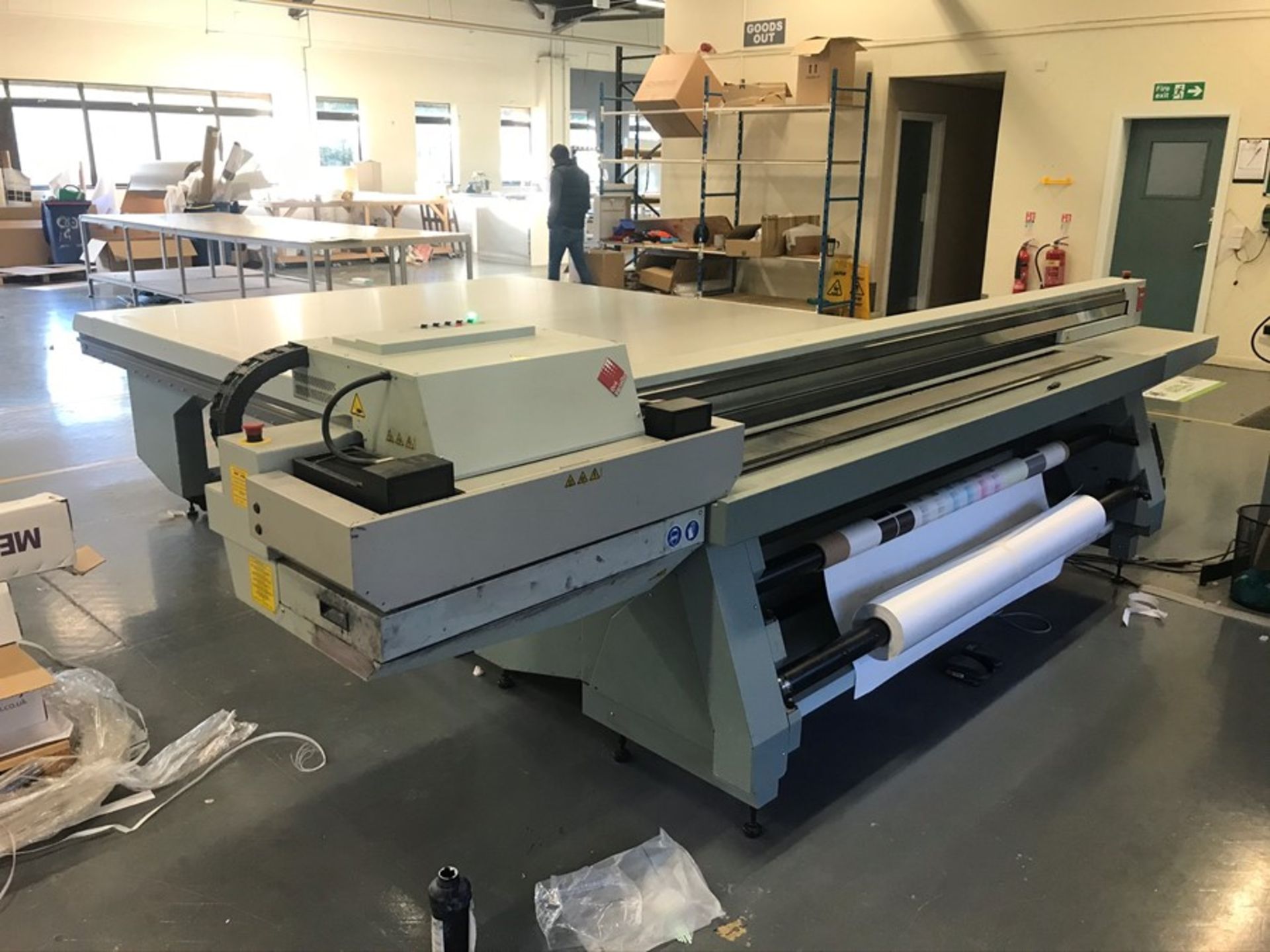 Oce Arizona 550XT + WIO UV flatbed printer (2013) - Image 2 of 23