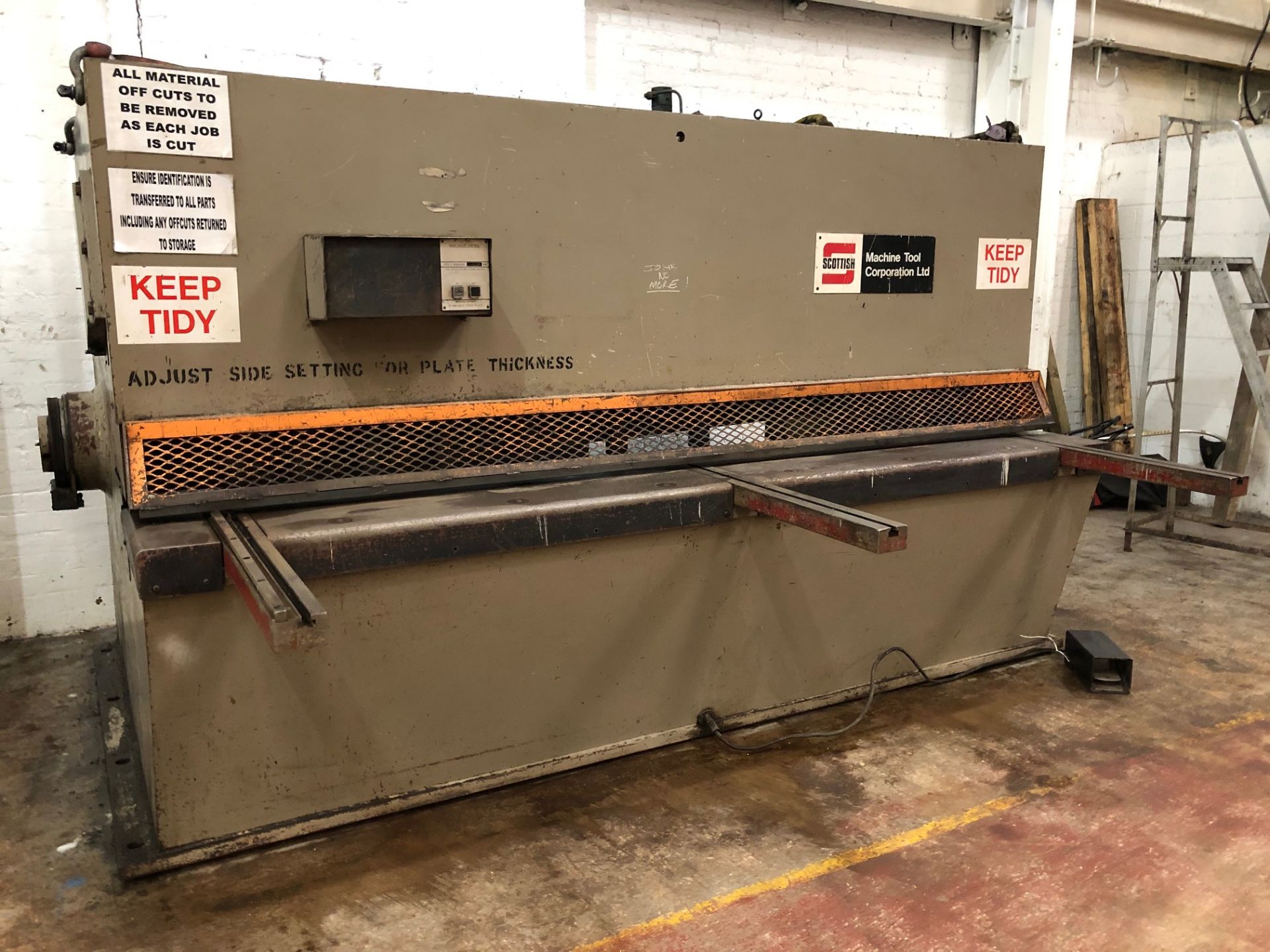 SMT (SCOTTISH MACHINE TOOLS) 3000 X 12MM HYDRAULIC GUILLOTINE