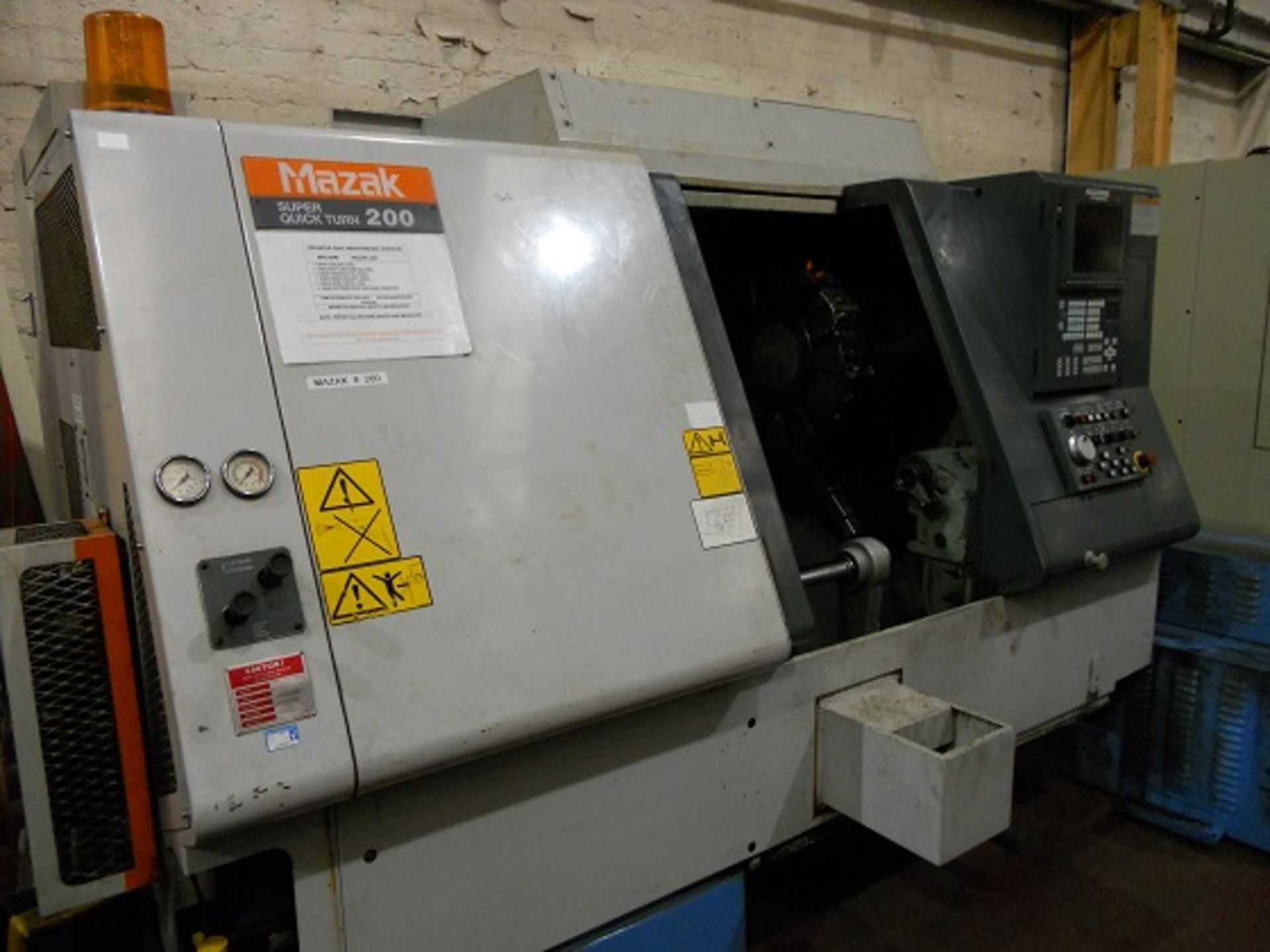 MAZAK SQT 200 CNC LATHE - Image 3 of 11