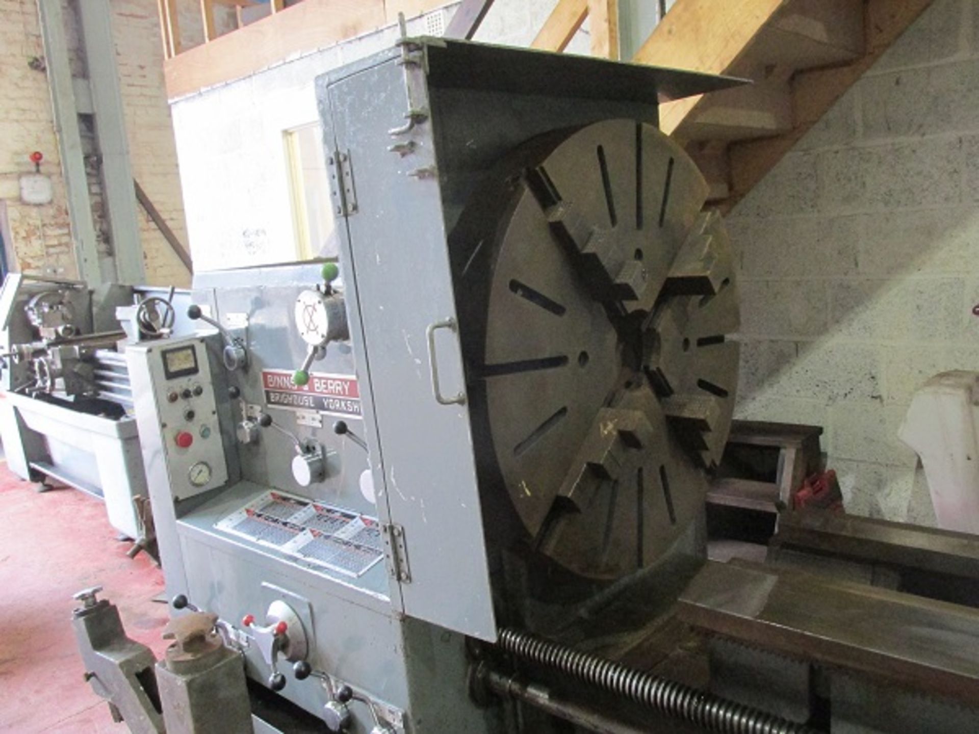 BINNS AND BERRY TB707 DOUBLE GAP BED LATHE - Image 4 of 12