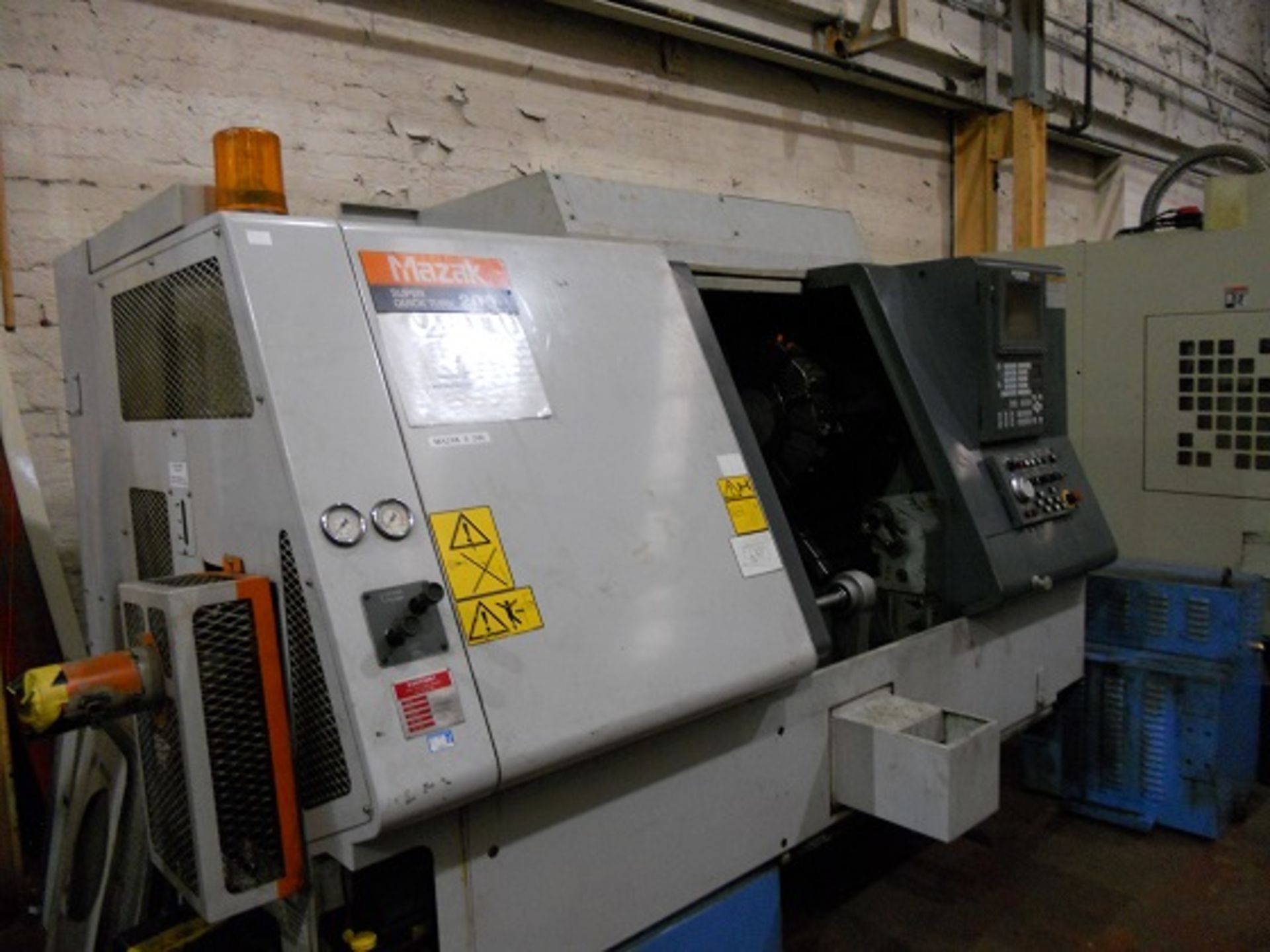 MAZAK SQT 200 CNC LATHE - Image 2 of 11