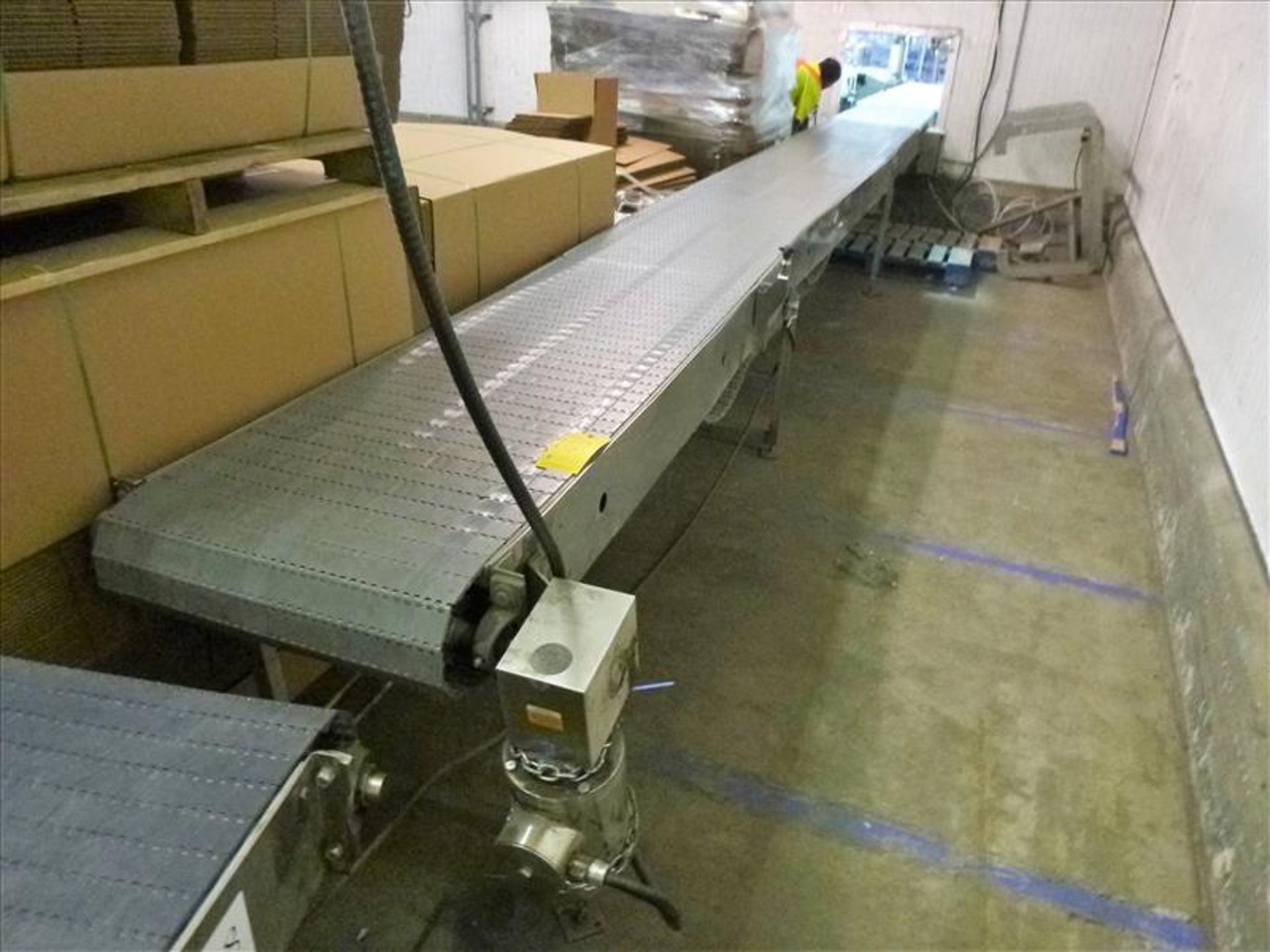 conveyor, s/s, powered, interlox belt, approx. 24 in. x 26 ft. (full case conveyor)