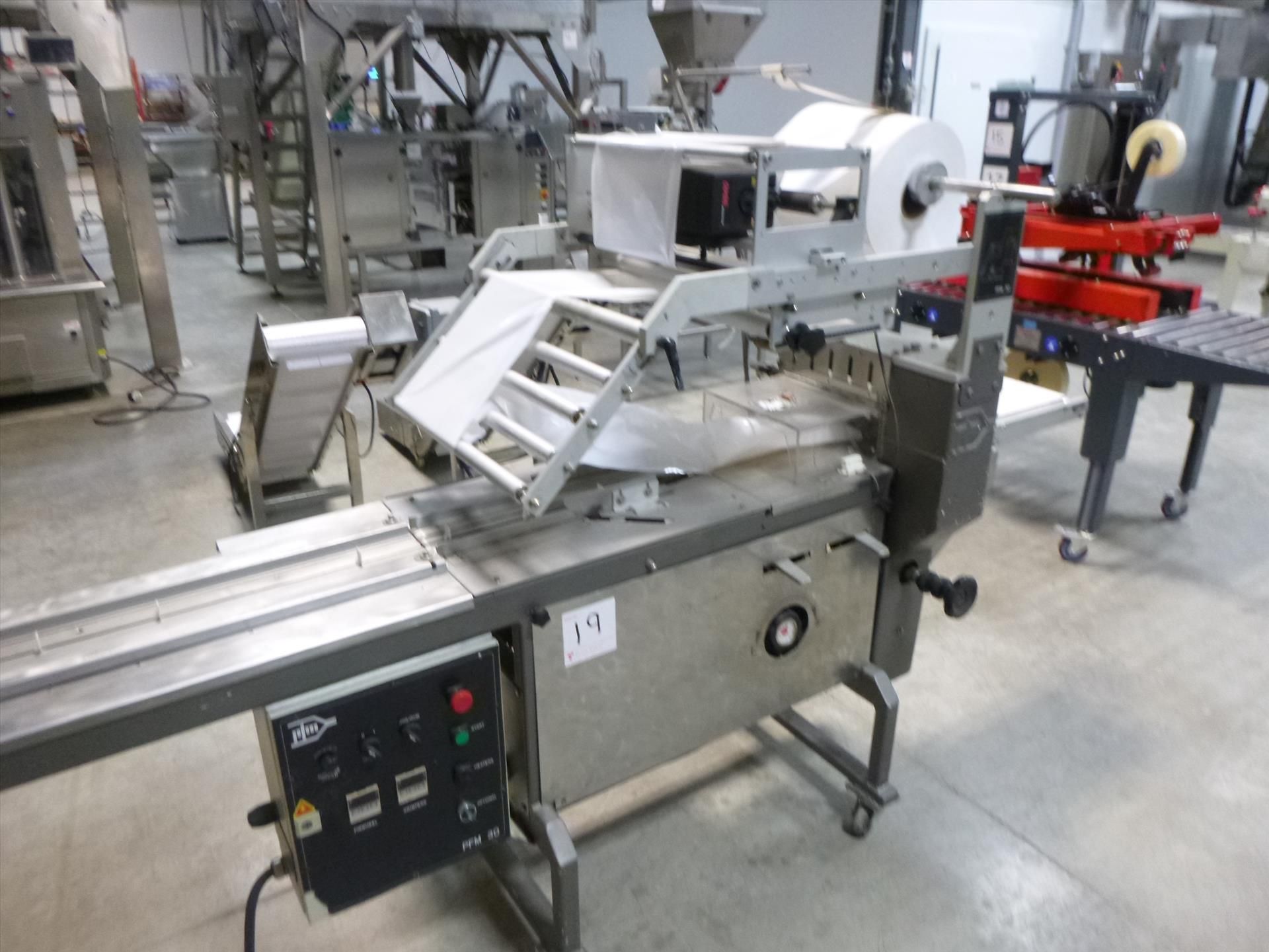 PFM model PFM30 flow wrapper packaging machine, S/N: 343092, w/ infeed conveyor - Image 3 of 7