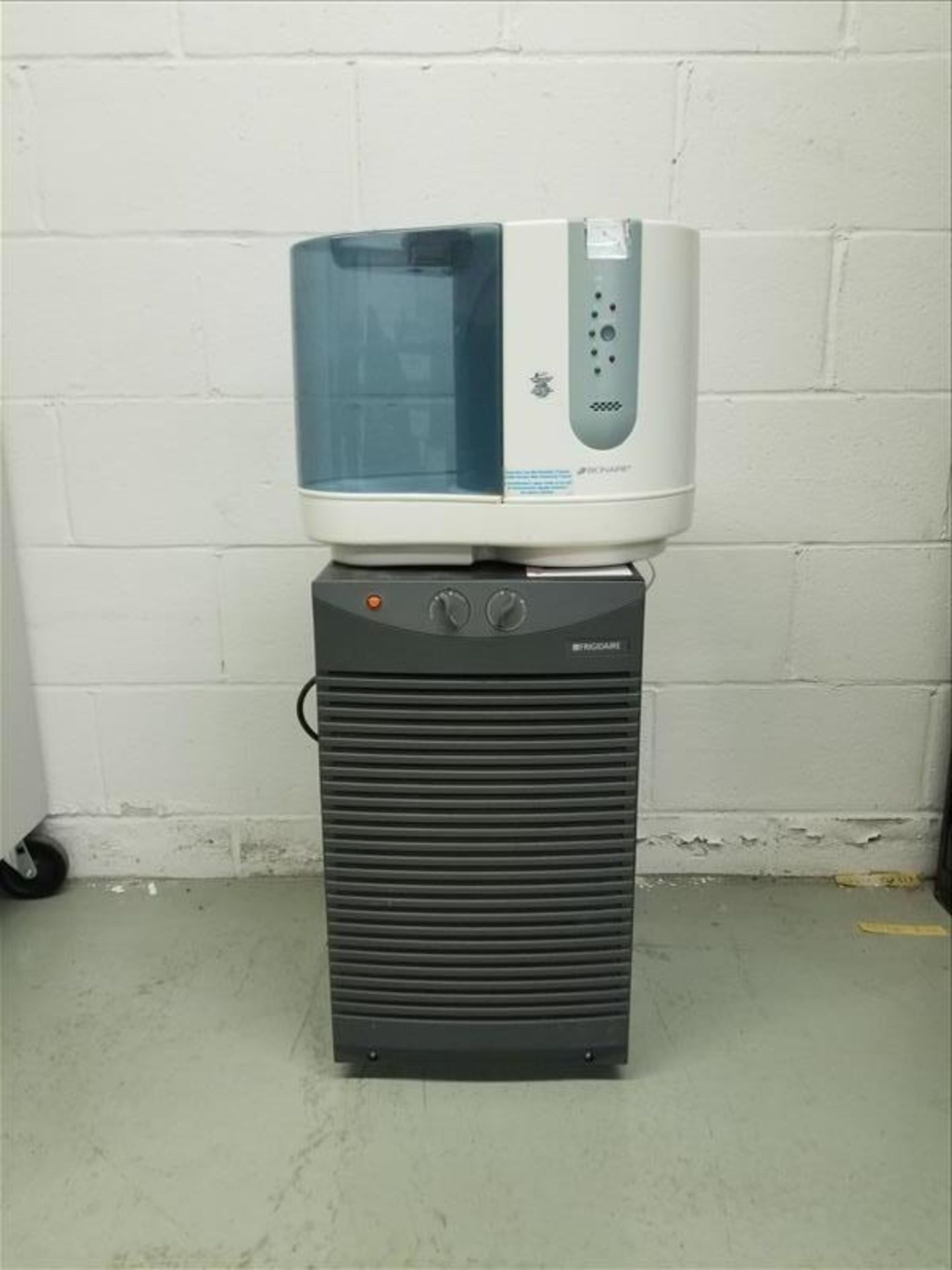 Humidifier & Dehumidifier