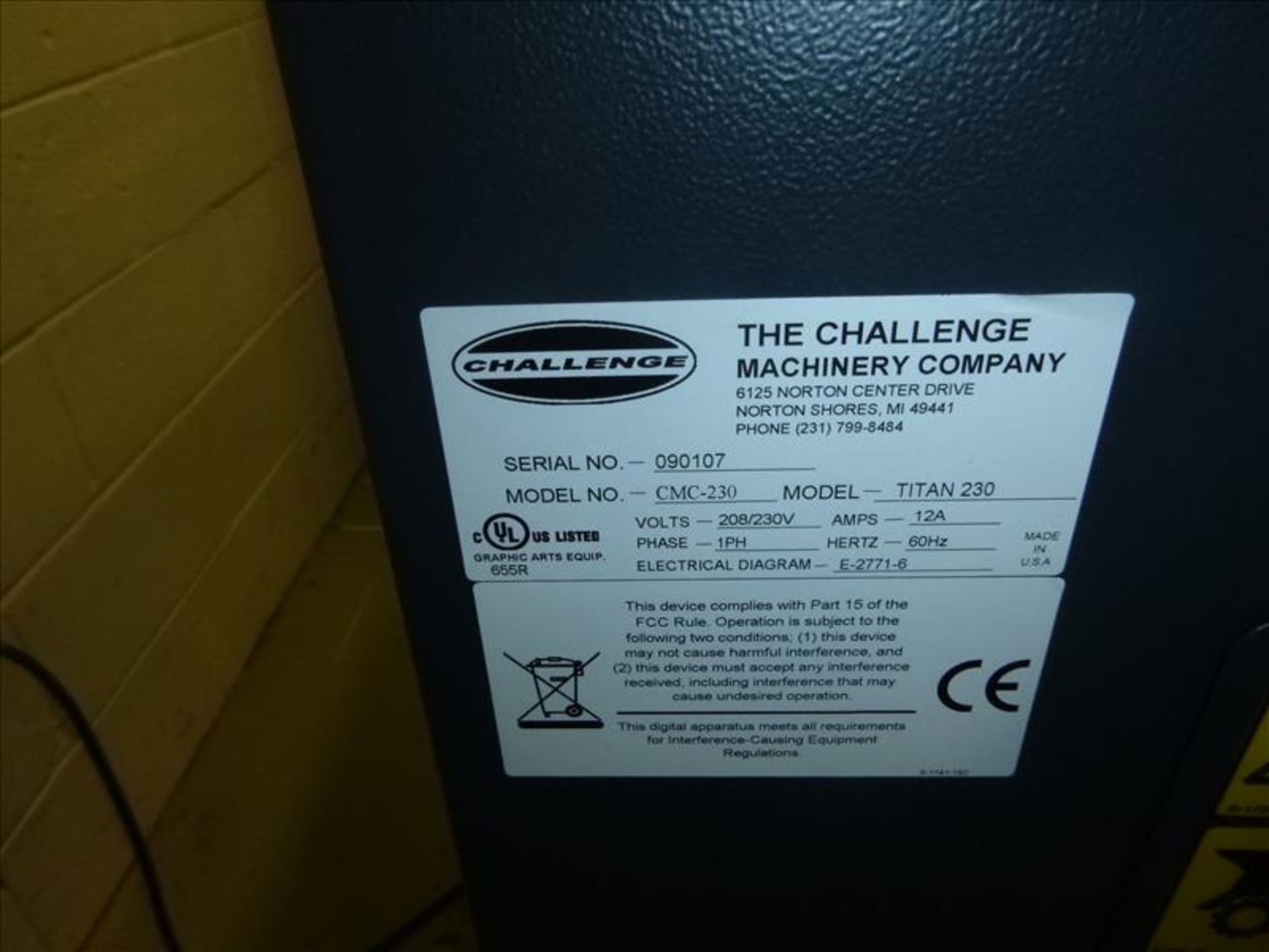 Challenge Model CMC Titan 230 23" Hydraulic Guillotine S/N: 090107 w/24" Programmable Back Gauge, - Image 2 of 6