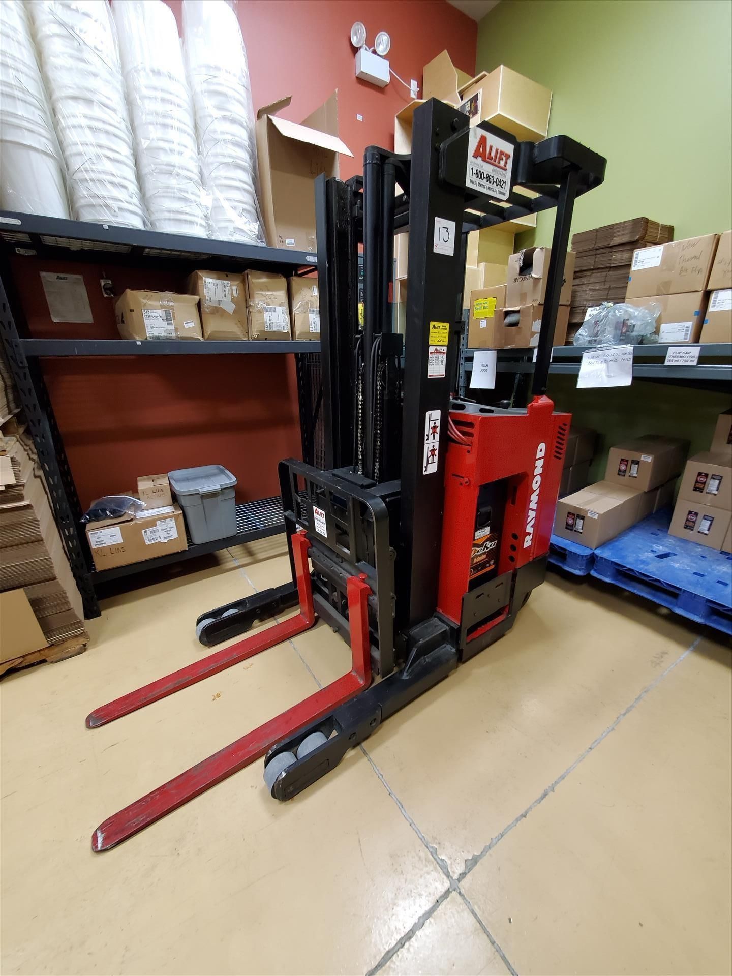 Raymond reach truck, model EASI R30TT, 3000 lb. capacity, ser. no. ET-D-01-10319, 24V c/w SCR 200