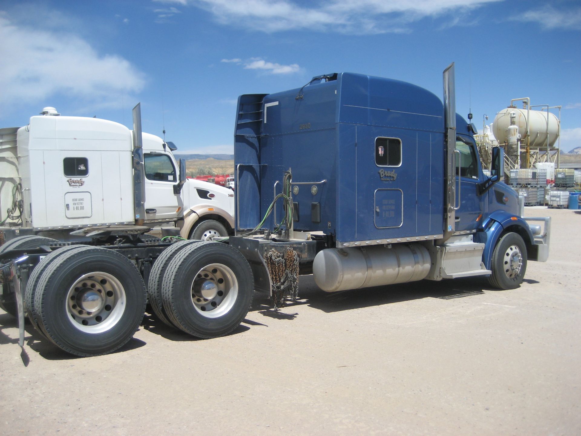 2016 Peterbilt 567 Tractor - Image 8 of 14