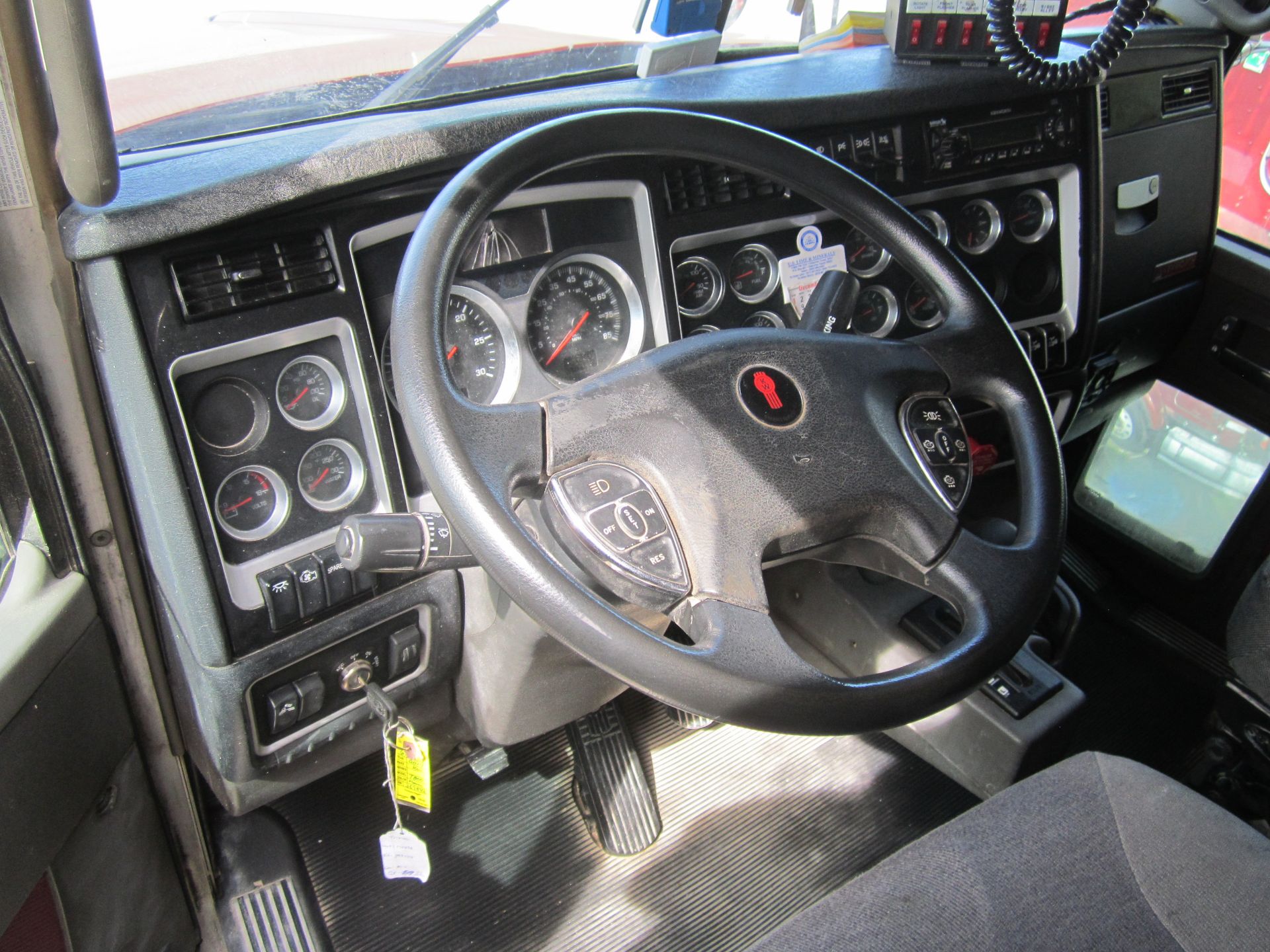 2014 Kenworth T800 - Image 14 of 52