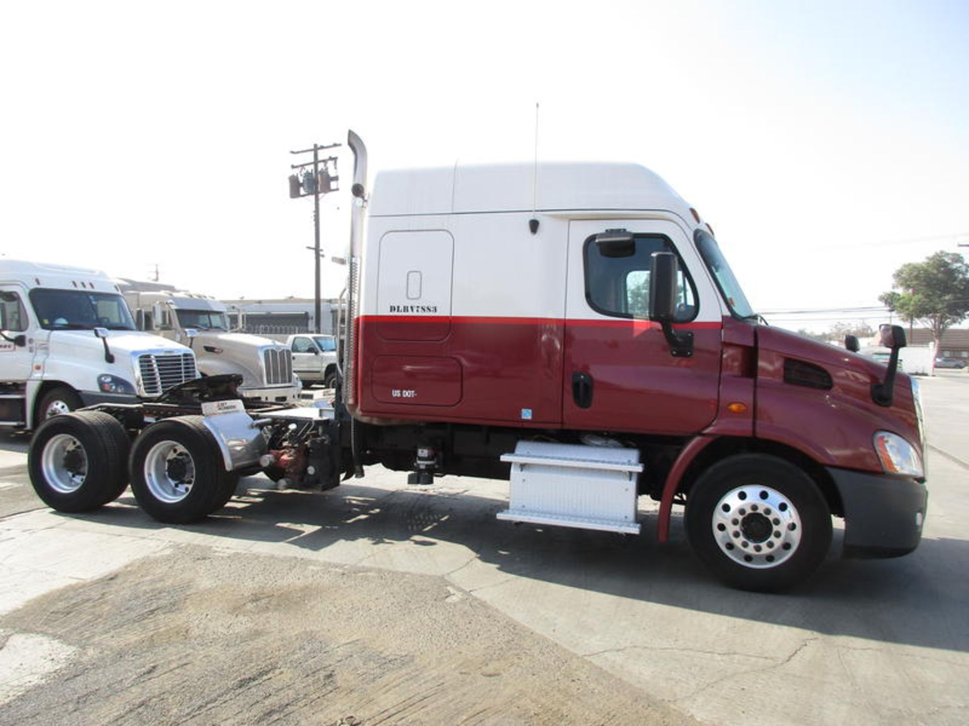 2013 Freightliner CA113SLP - Image 15 of 26