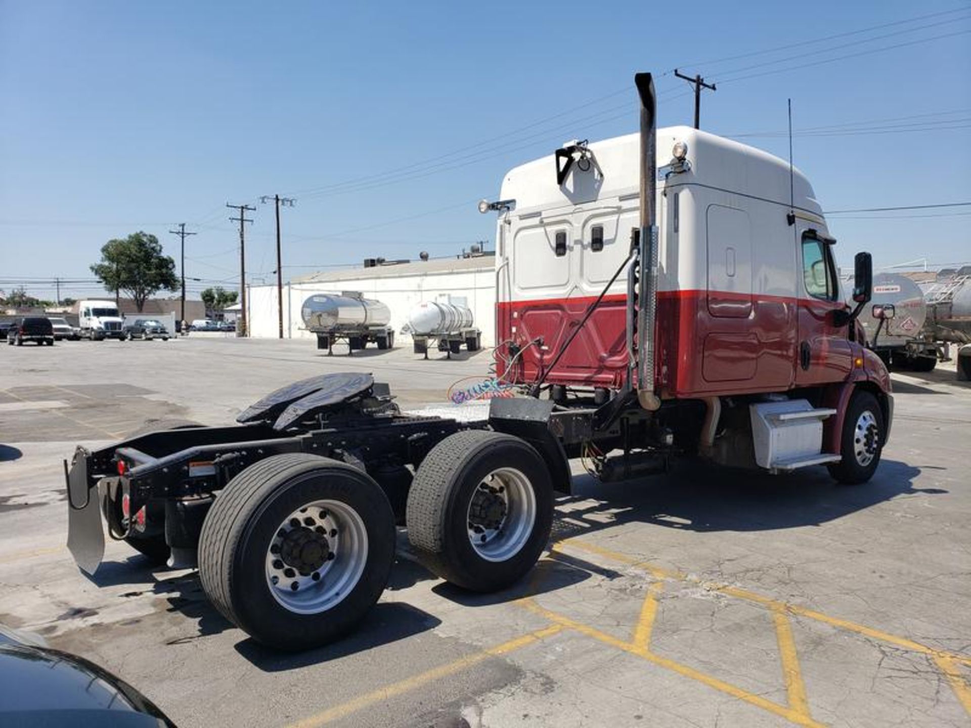 2013 Freightliner CA113SLP - Image 16 of 28