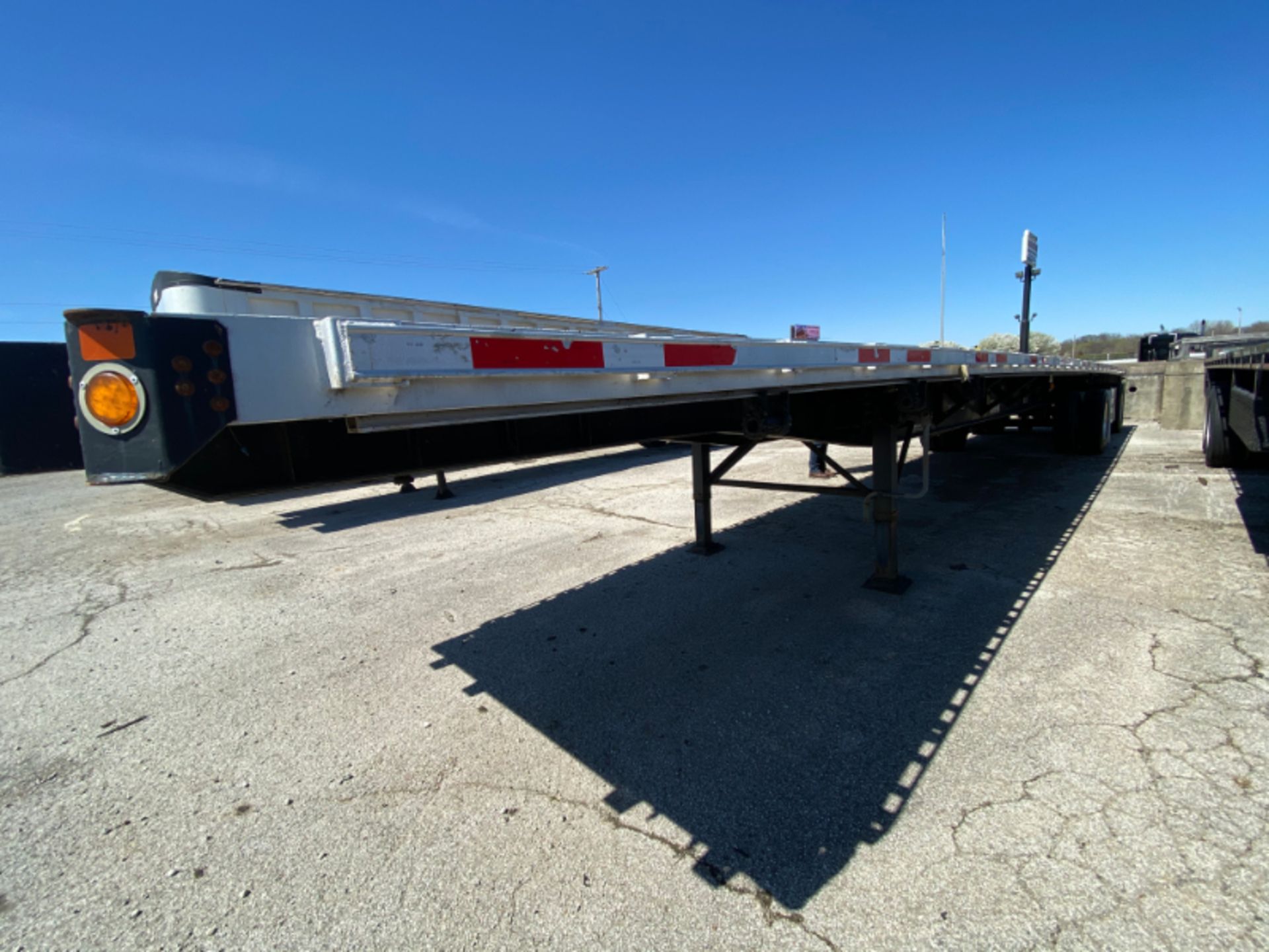 2015 Direct Flatbed - Image 11 of 39