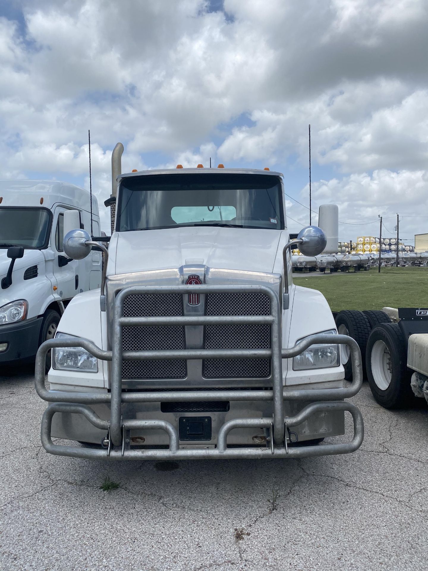 2015 Kenworth T880 - Image 34 of 43