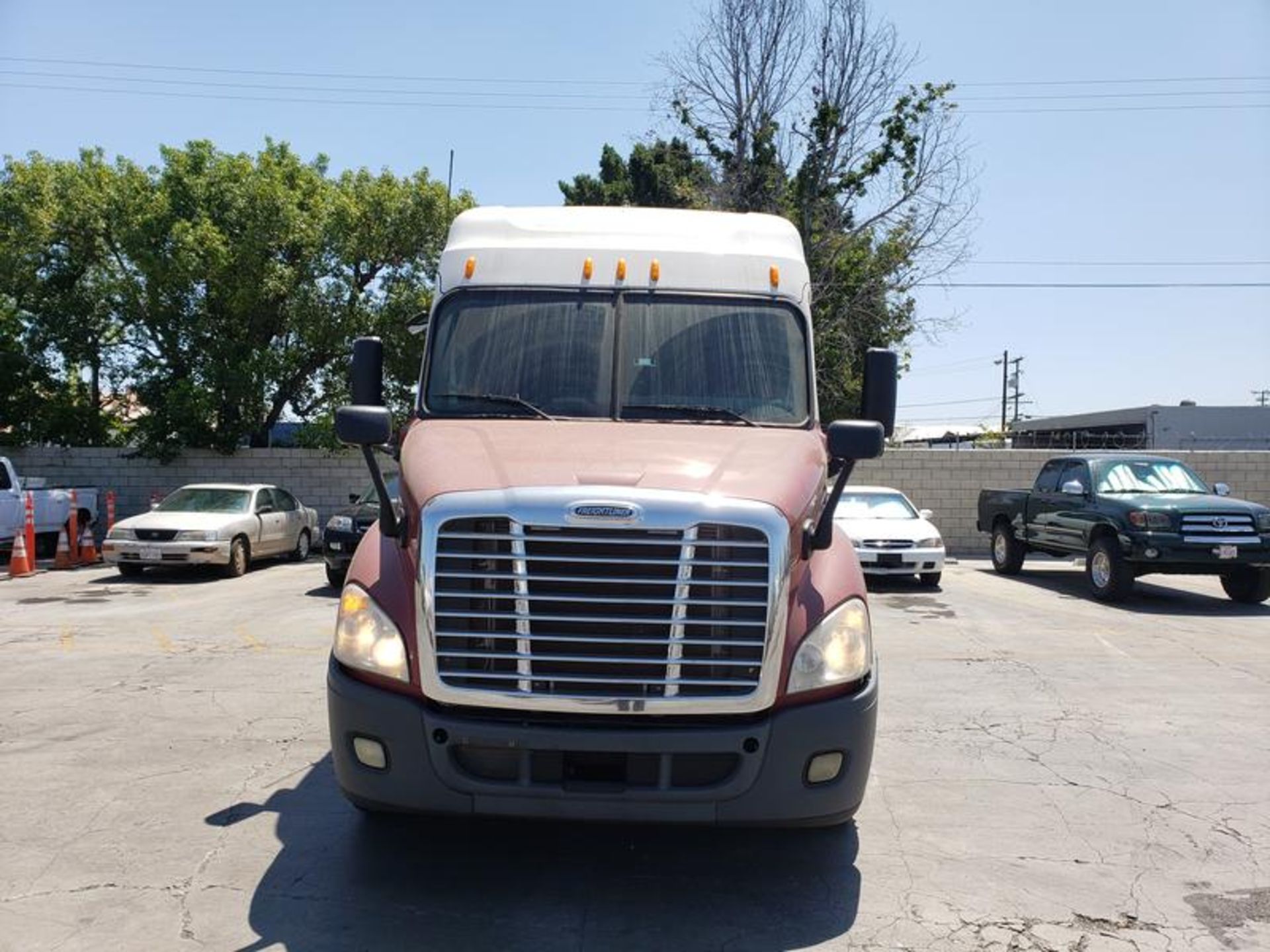 2013 Freightliner CA113SLP - Image 6 of 28