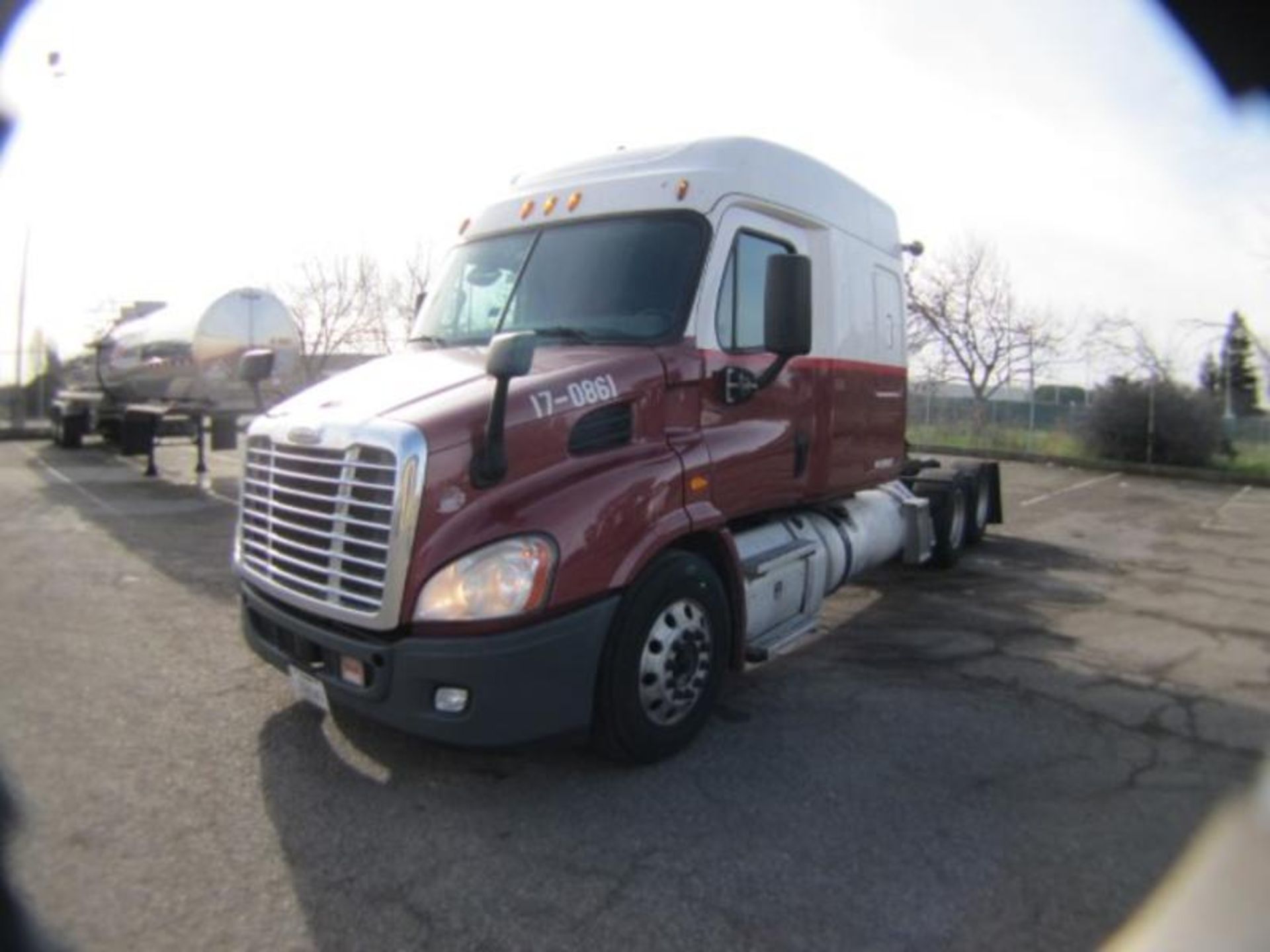 2014 Freightliner CA113SLP