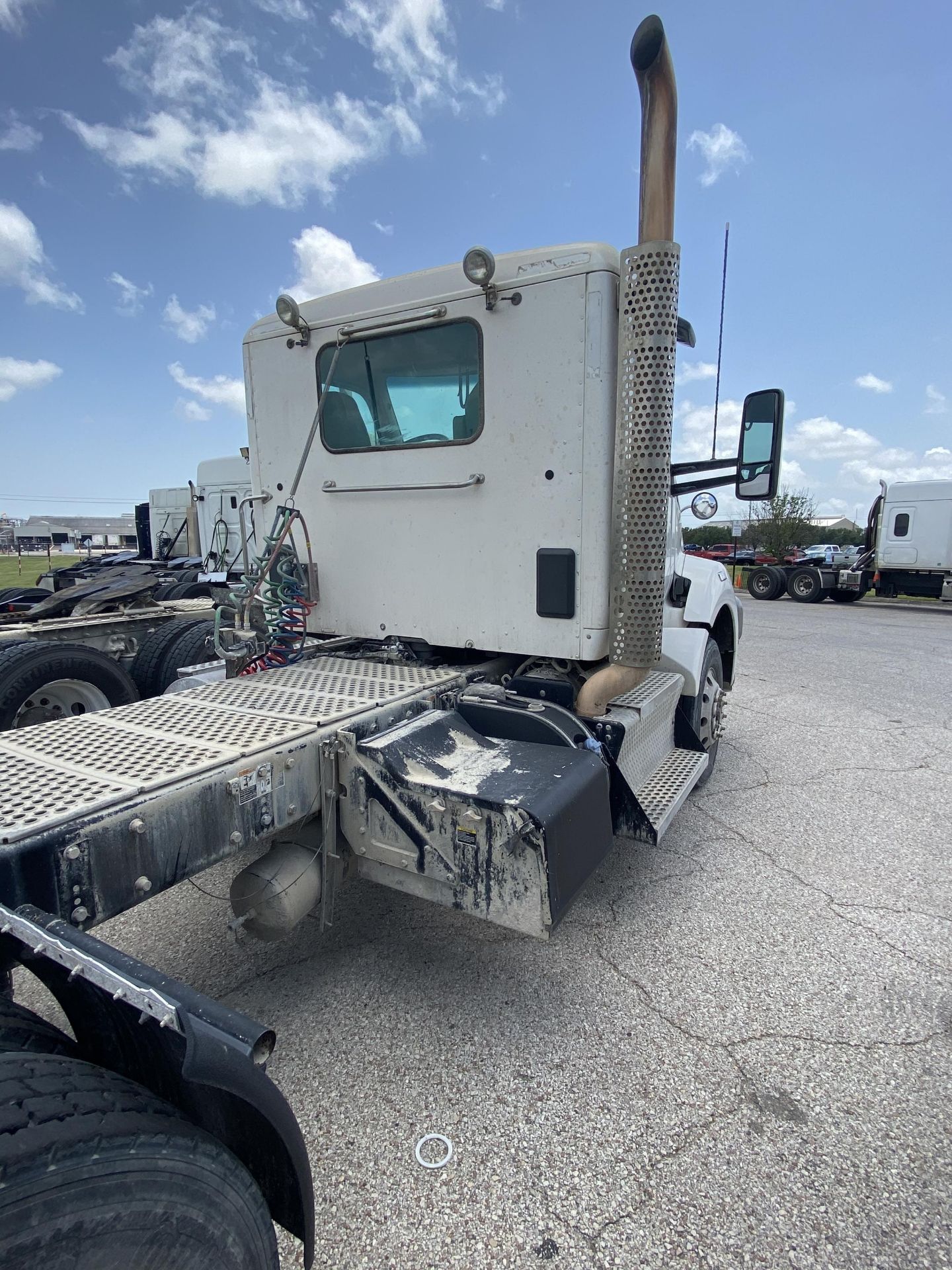 2015 Kenworth T880 - Image 5 of 43