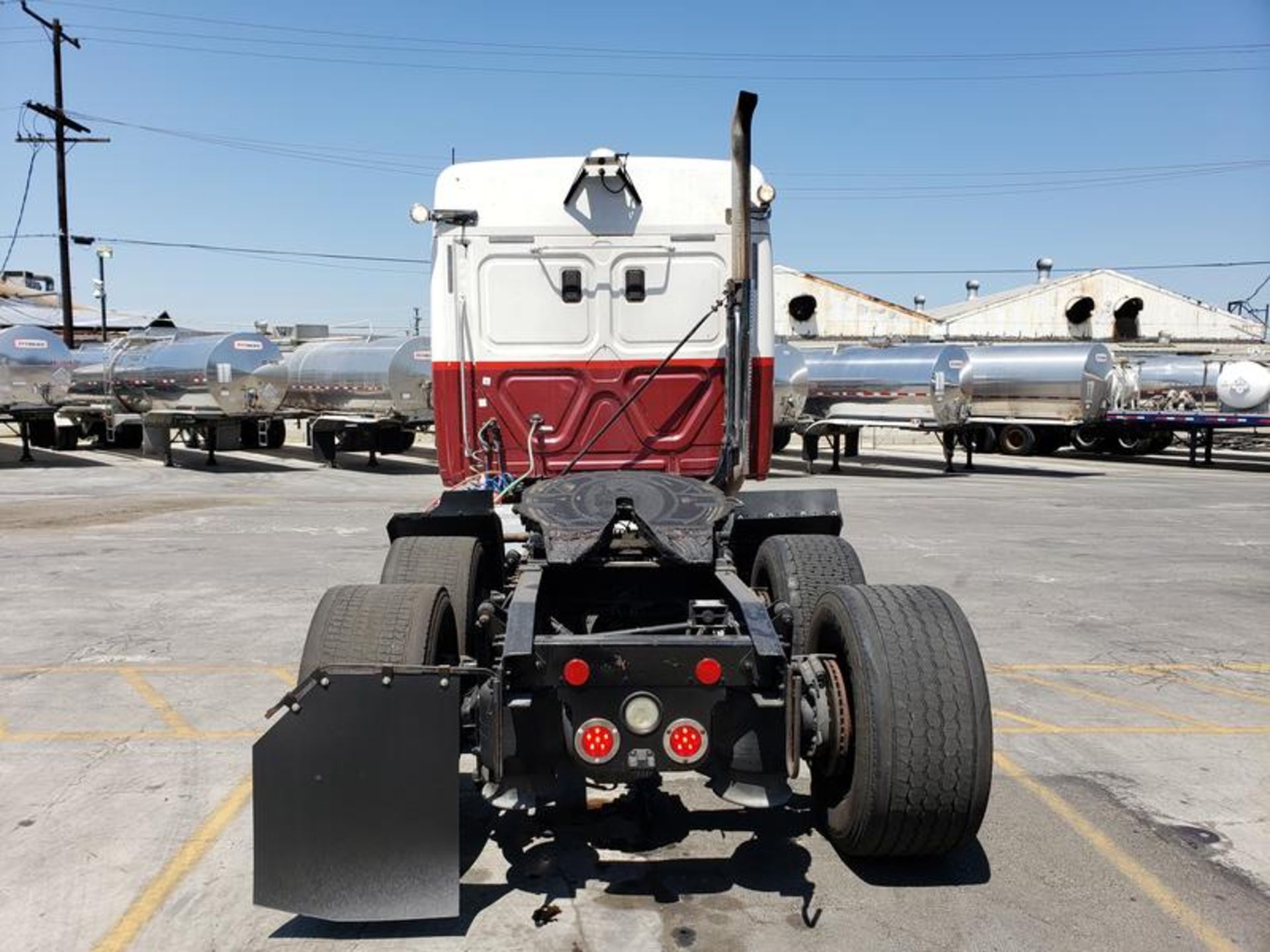 2013 Freightliner CA113SLP - Image 19 of 28