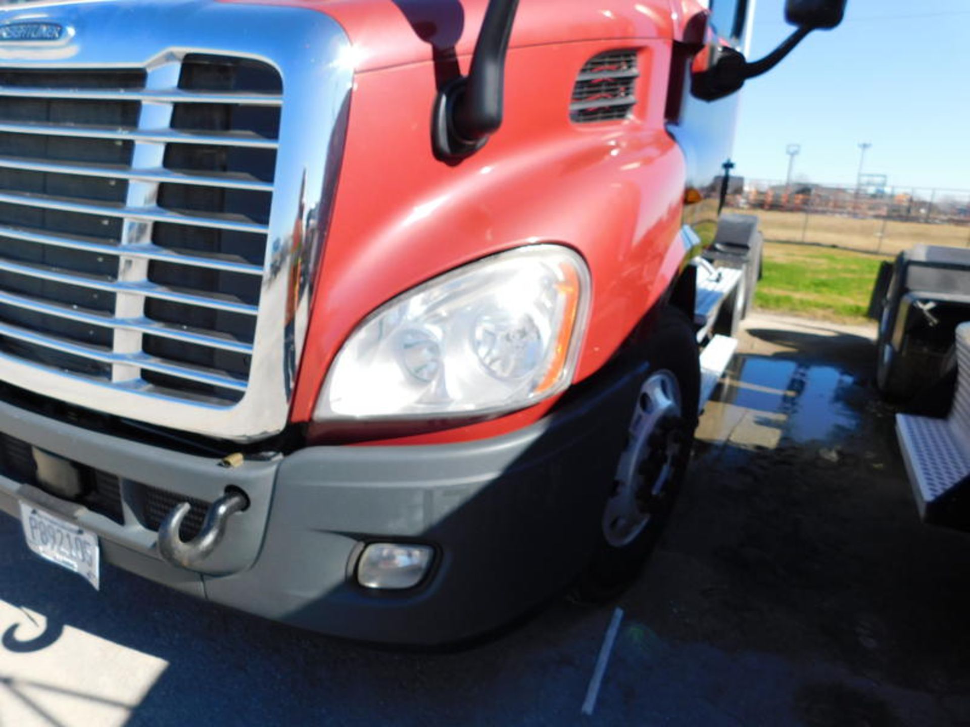 2014 Freightliner CA113DC - Image 26 of 37