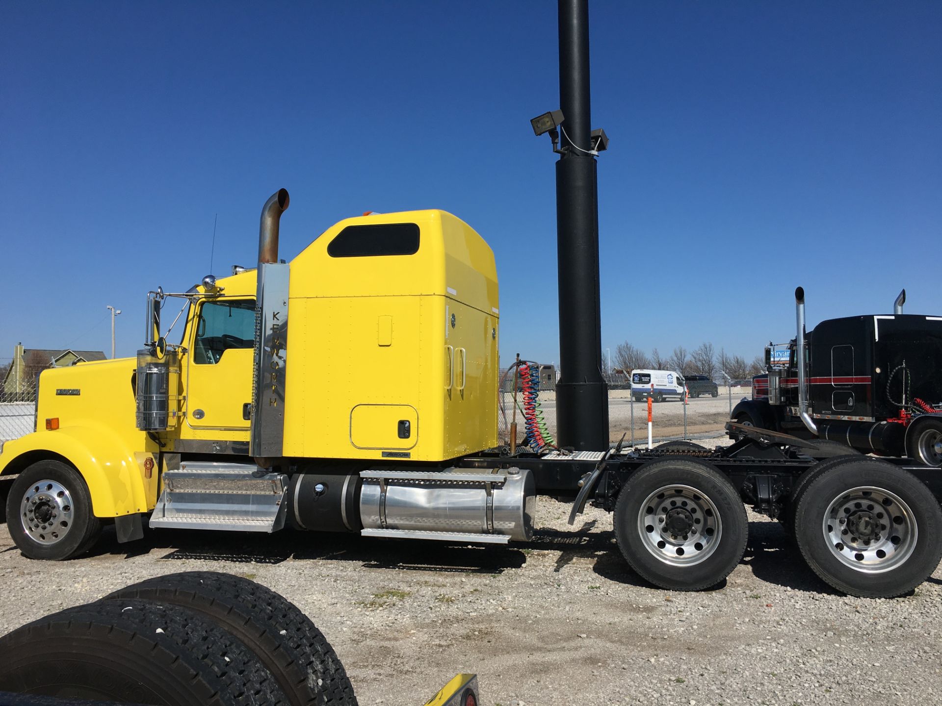 2014 Kenworth W900 Sleeper - Image 12 of 104