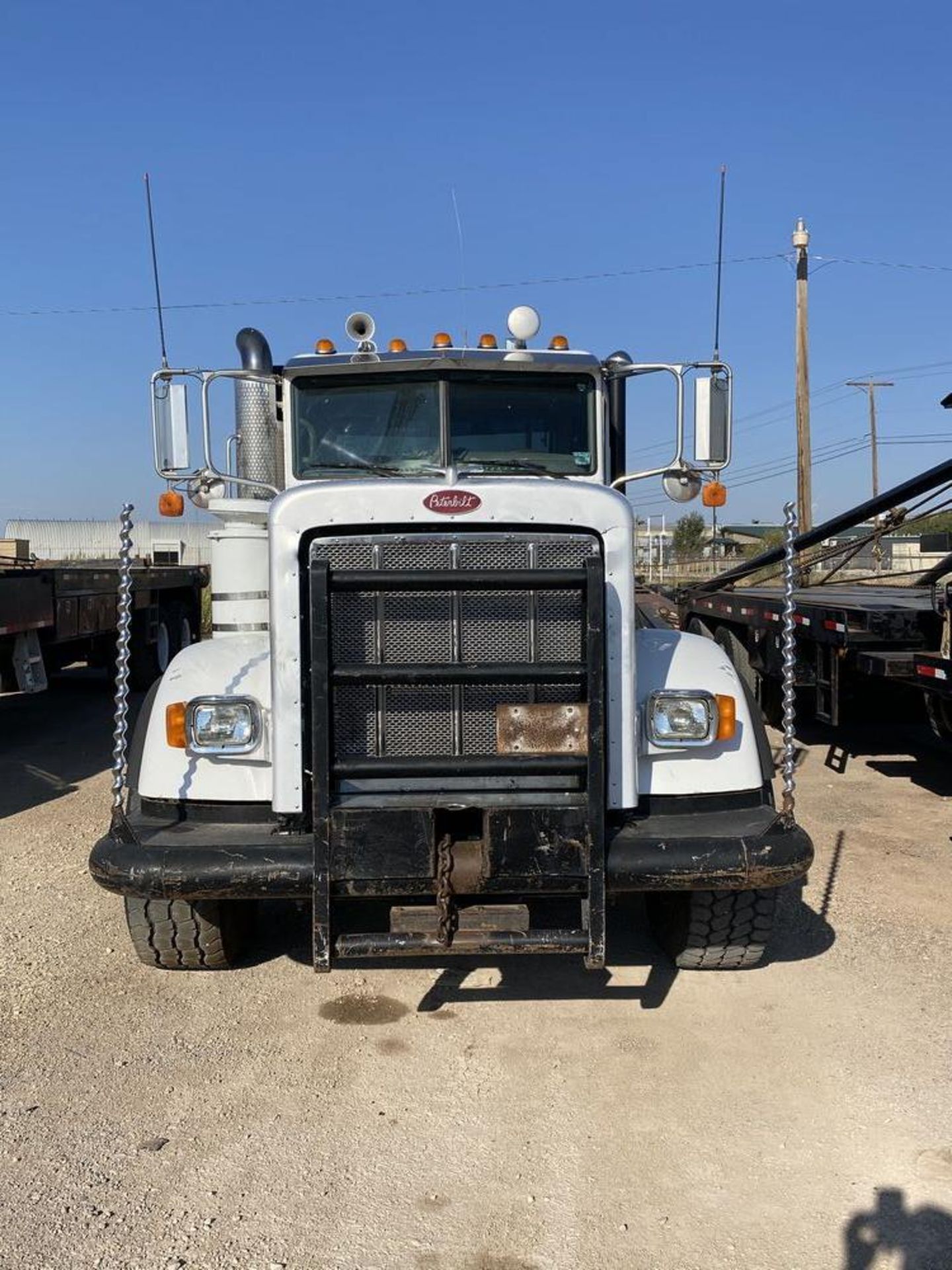 2009 Peterbilt 367 - Image 10 of 31