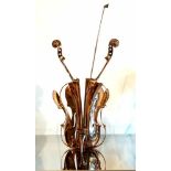 Arman - Violon VeniseArman - Violon VeniseÉpreuve en bronze découpé à patine dorée, 2004Signée en