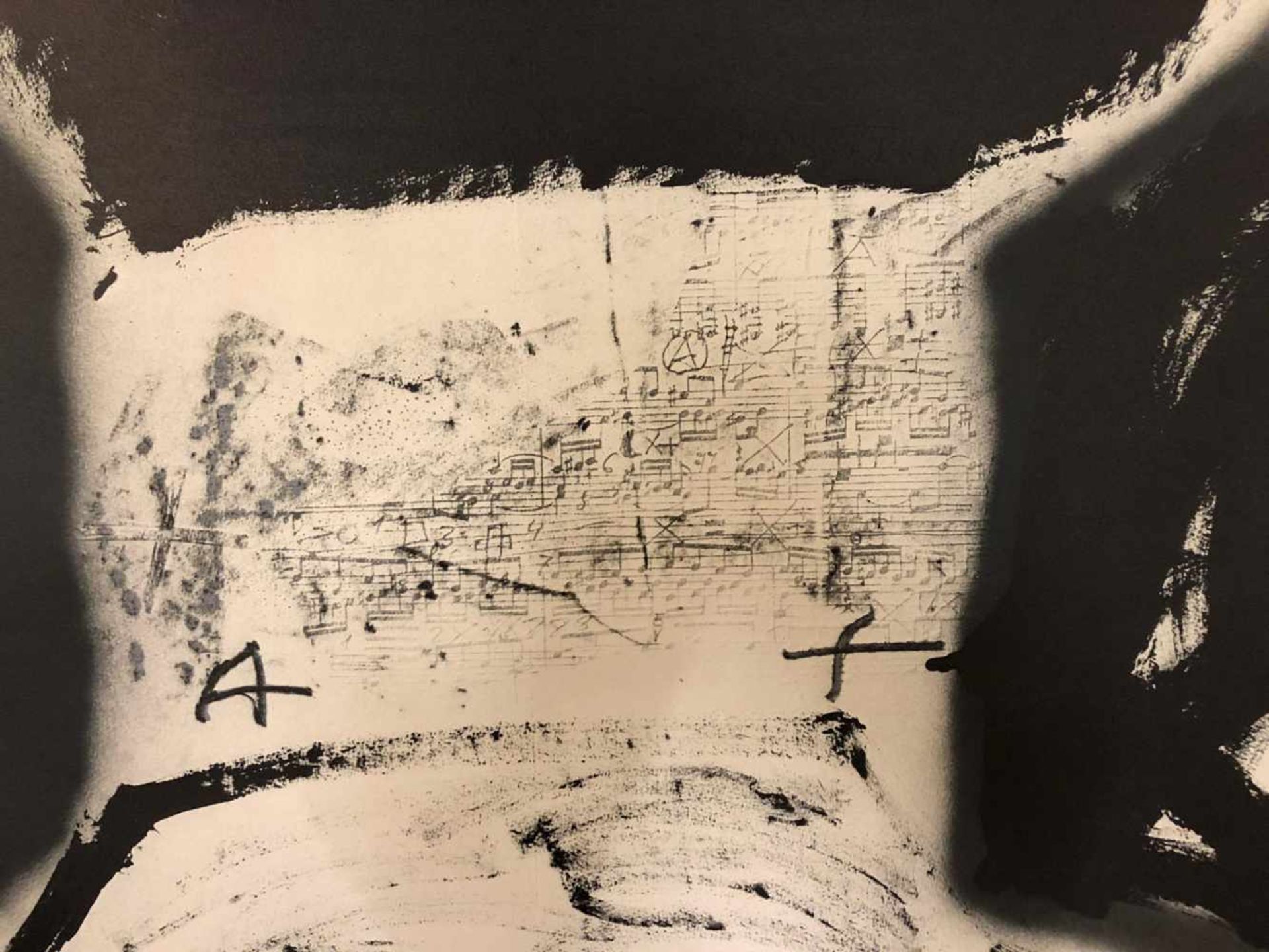 Antoni Tàpies - Variations sur un thème musical 16Lithographie originale sur Vélin d'Arches, - Bild 2 aus 3