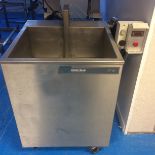 1 x Henkelman dip tank approx. 600mm x 500 mm. Previously used on cheese. Electrically heated.