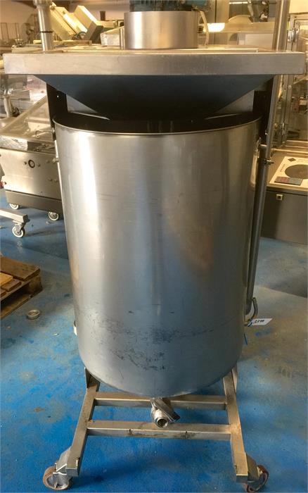 1 x FED all s/s portable batter mixer complete with Silverson style mixer. Lift out charge £75. CF#