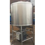 1 x Heavy duty high speed homogeniser. Approx. 1000L. Complete with 40hp motor. Ideal for soups,