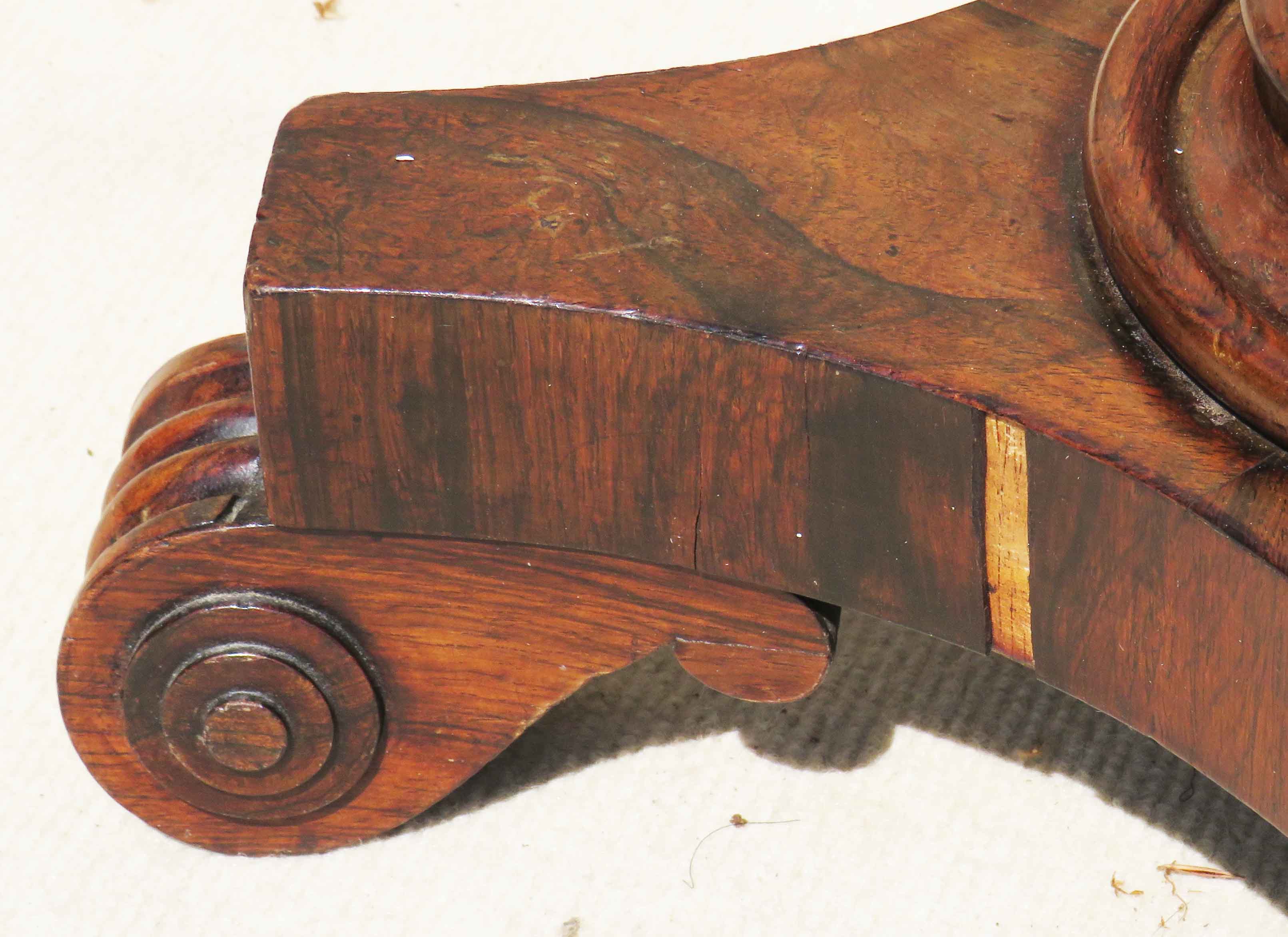 Mid 19th Century rosewood occasional games table - Image 3 of 5