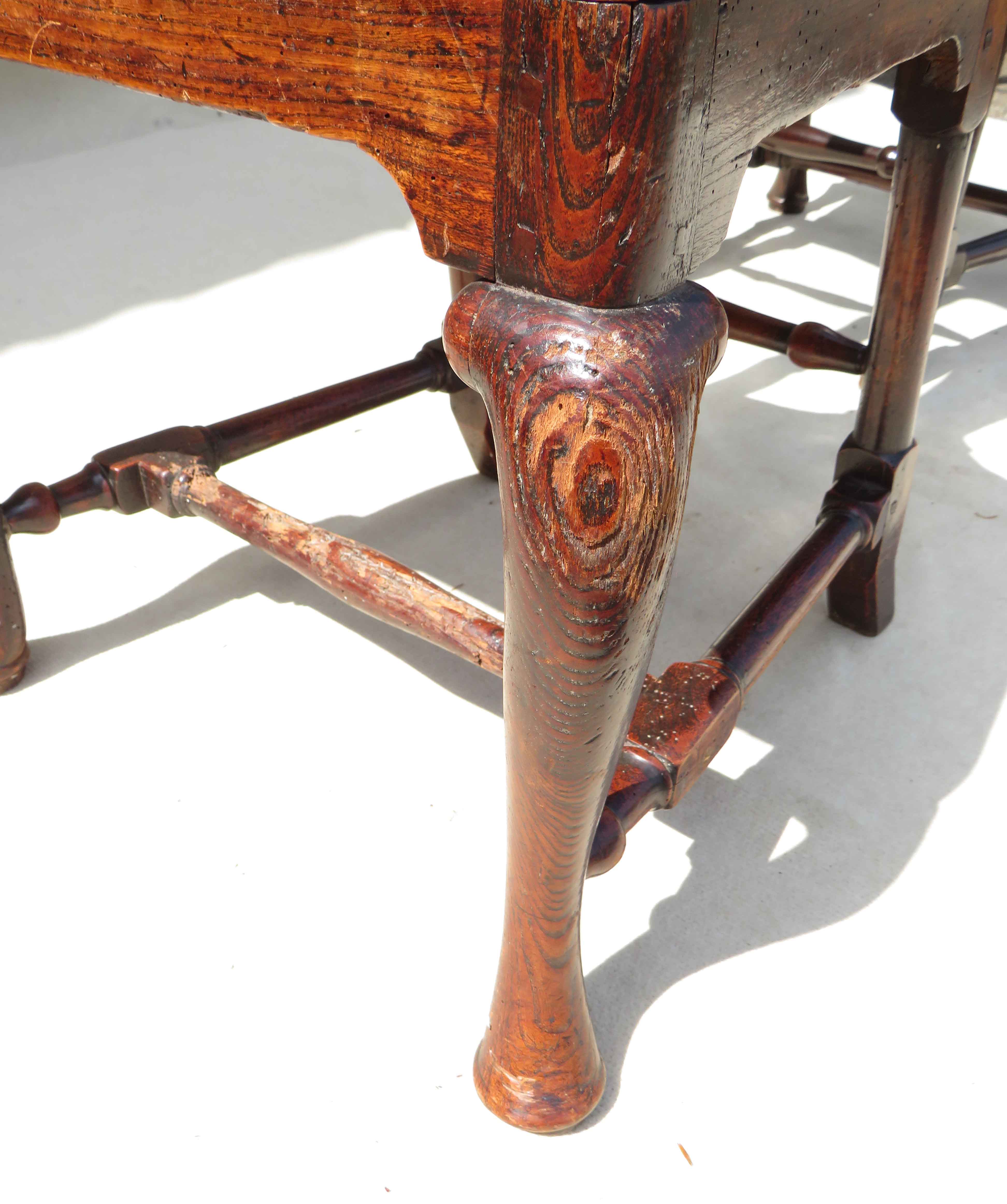 Pair of 18th century elm side chairs - Image 9 of 10