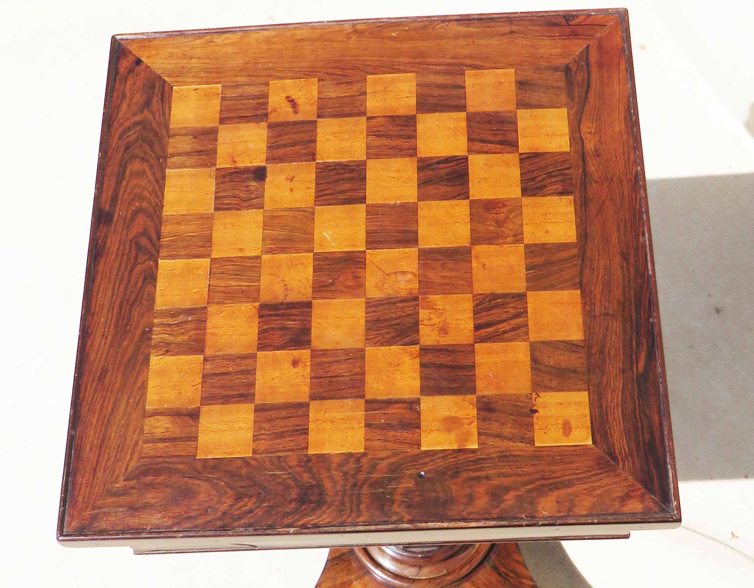 Mid 19th Century rosewood occasional games table - Image 2 of 5