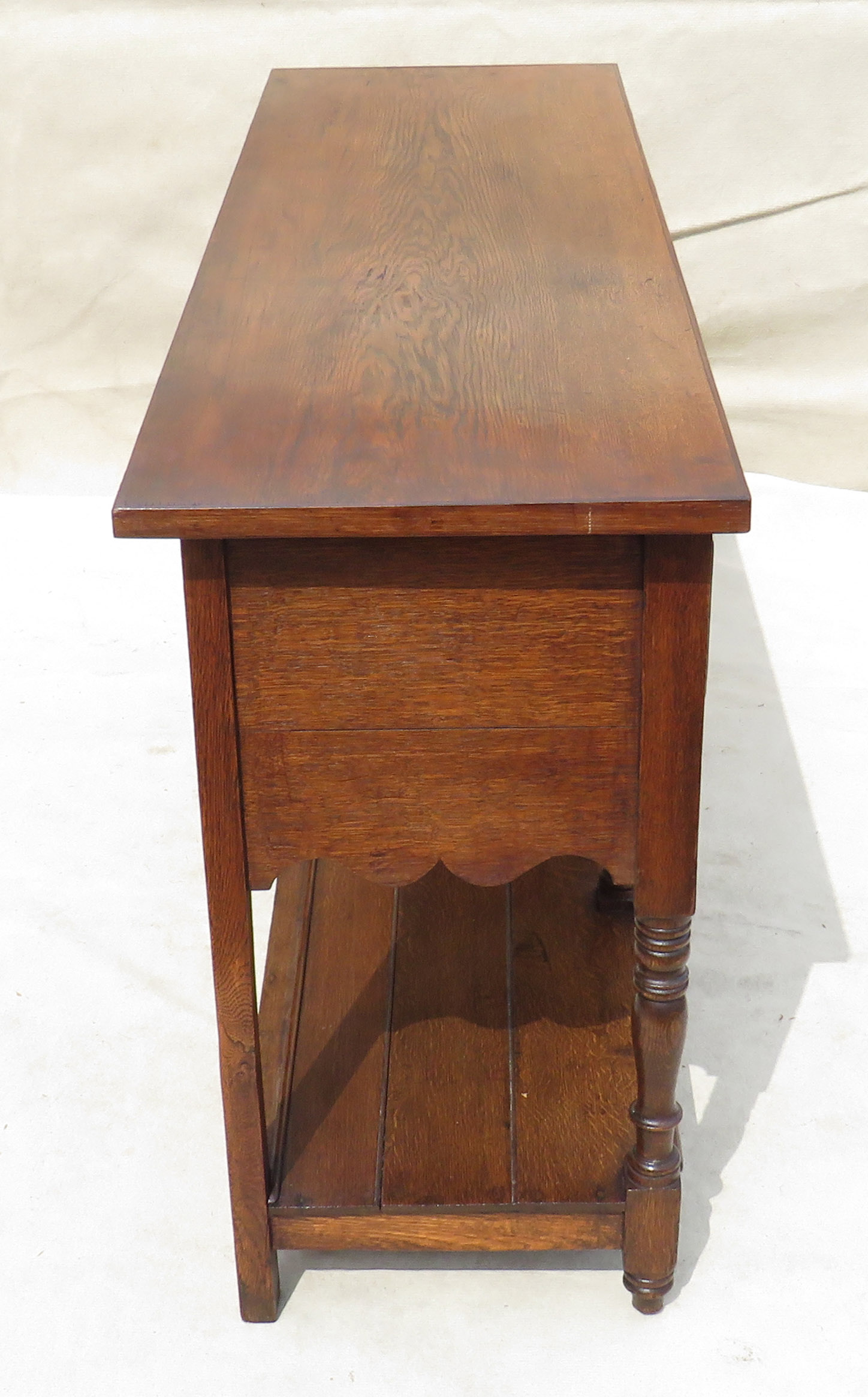 19th Century oak potboard dresser base in the 18th century style - Image 7 of 8