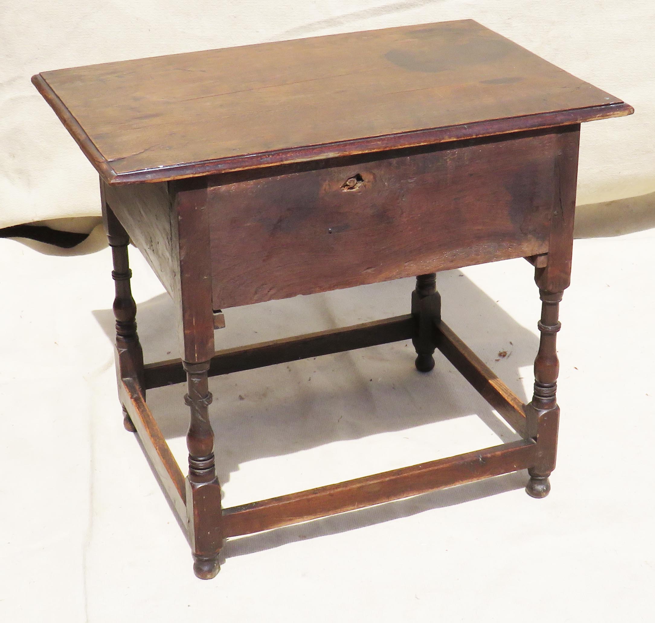 Late 17th Century oak side table - Image 3 of 6