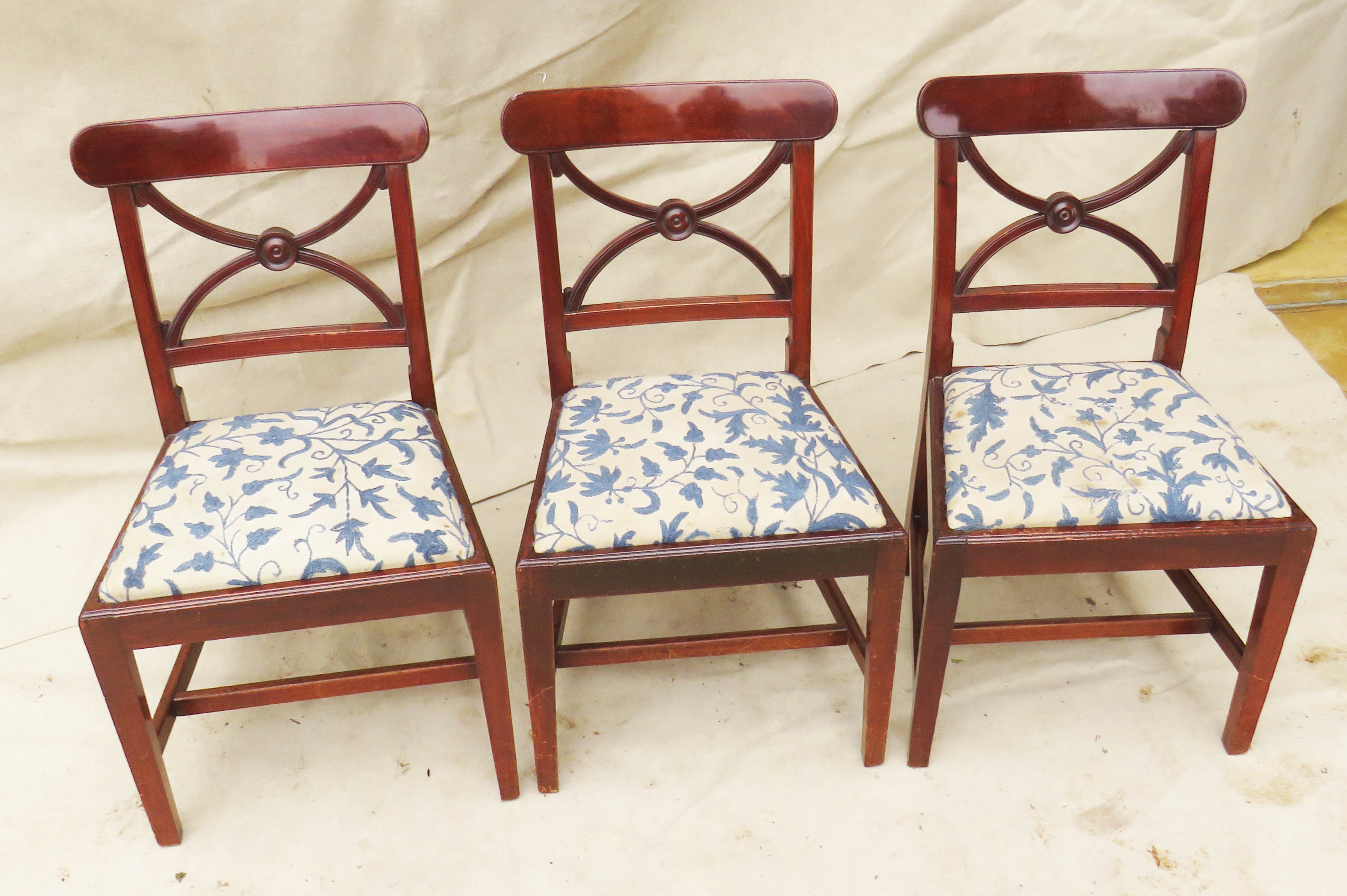 Regency Period Set Of Eight 19th Century Mahogany Dining Chairs, consisting 2 carver armchairs and 6 - Image 8 of 10