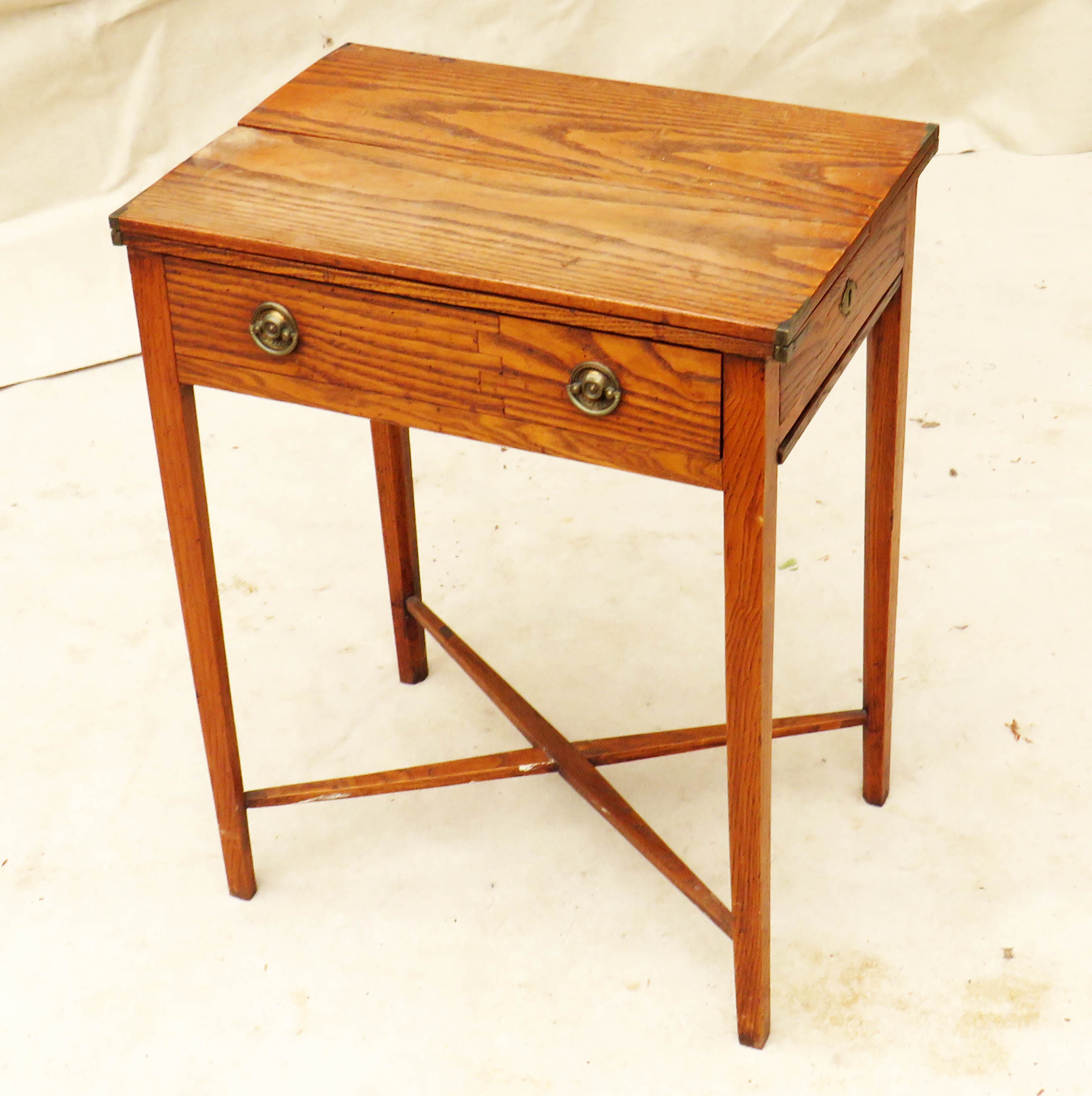 Late 18th Century Georgian Patience Gaming Table of diminutive proportion having well figured fold - Image 6 of 8