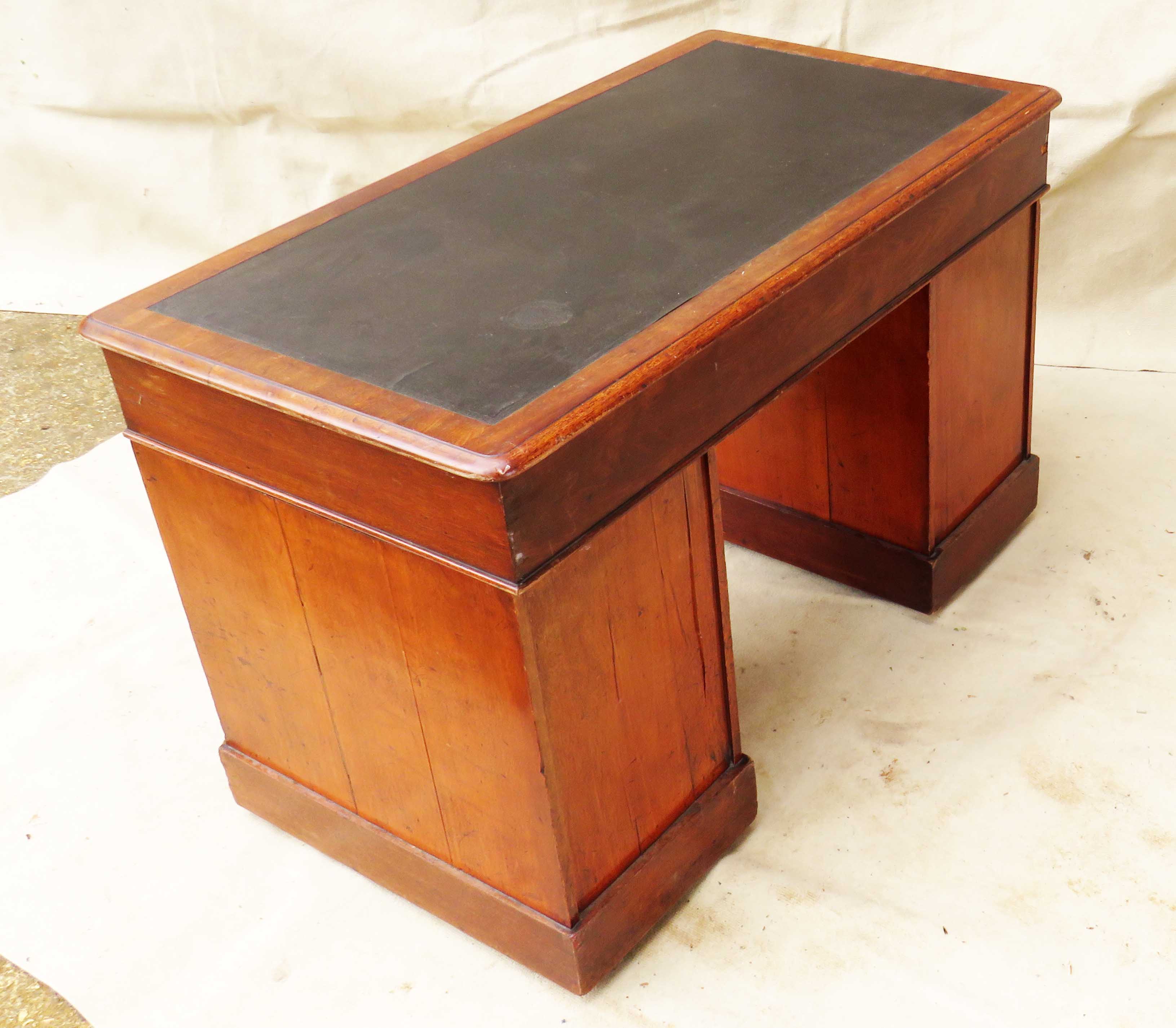 Mid 19th Century Mahogany Pedestal Desk of diminutive proportion having leather inset top over - Image 5 of 8