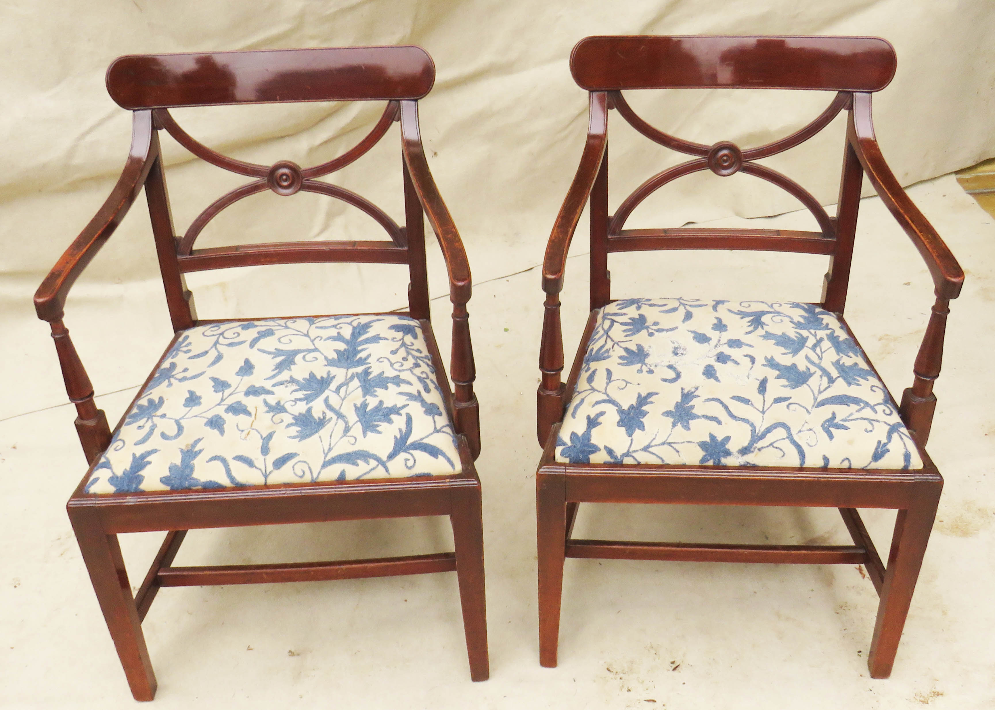 Regency Period Set Of Eight 19th Century Mahogany Dining Chairs, consisting 2 carver armchairs and 6 - Image 2 of 10