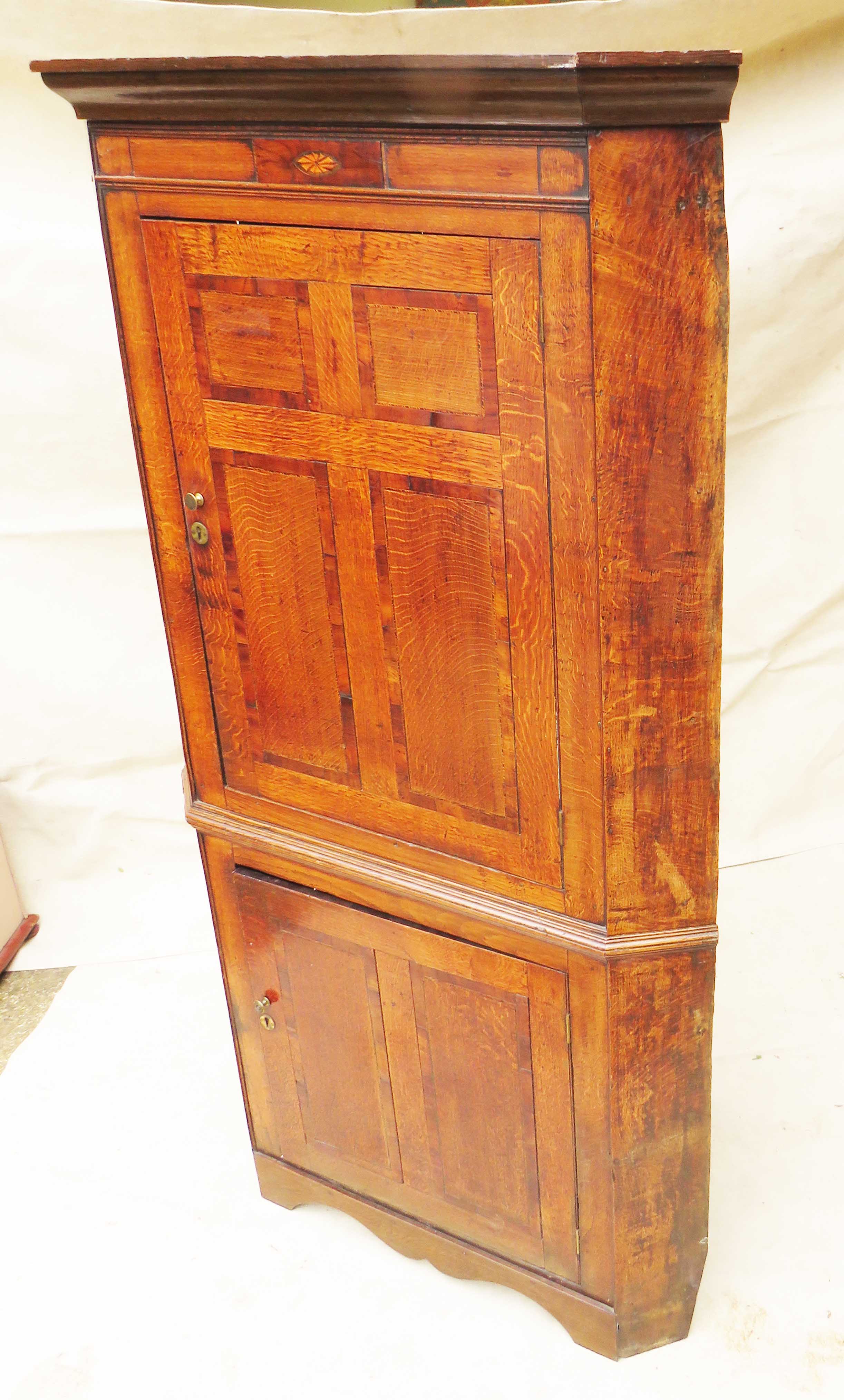 Georgian 18th Century Oak Double Corner Cupboard, with inlaid and mahogany cross banded - Image 4 of 8