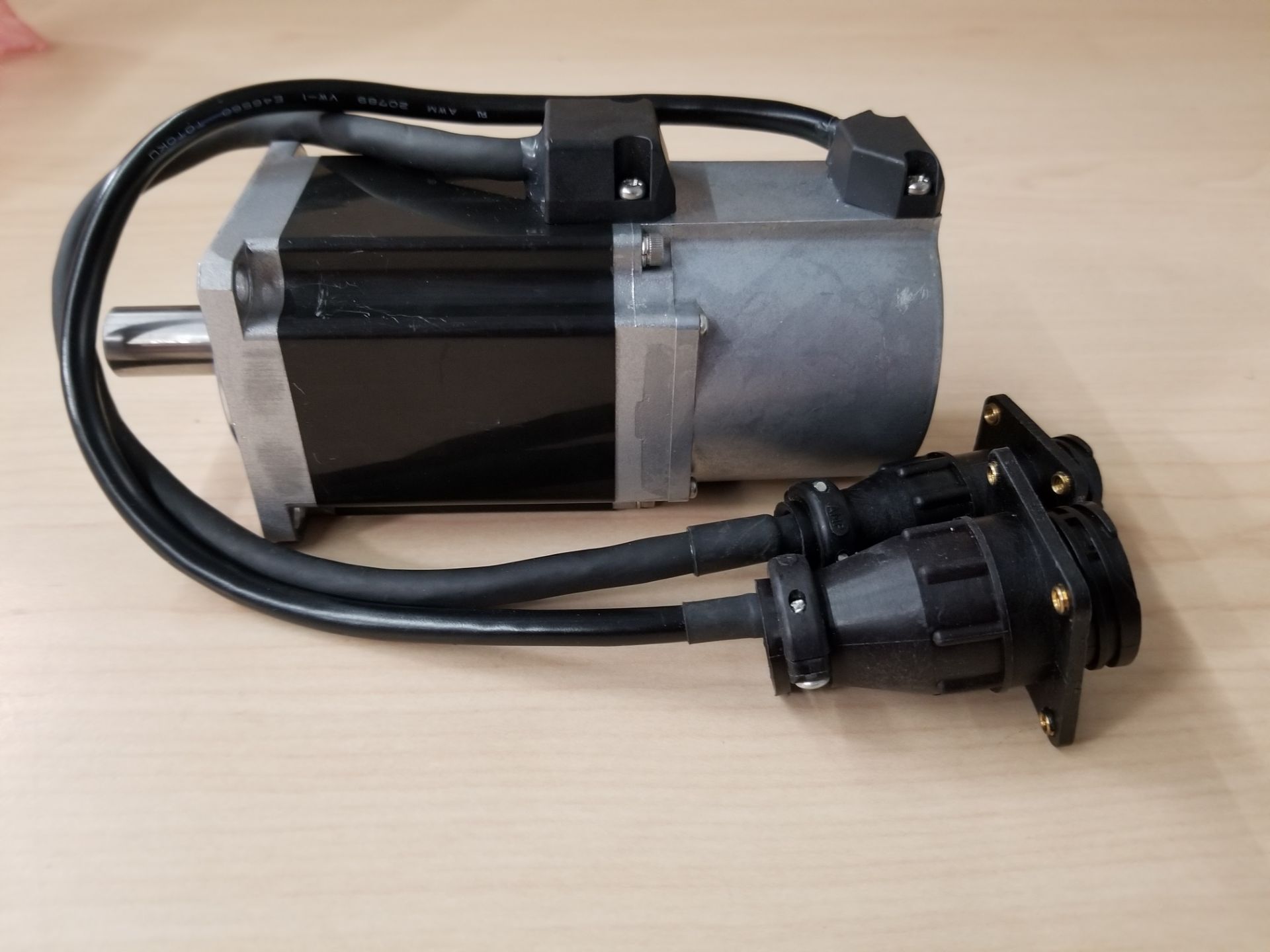 New Applied Motion Tamagawa AC Servo Motor - Image 3 of 6