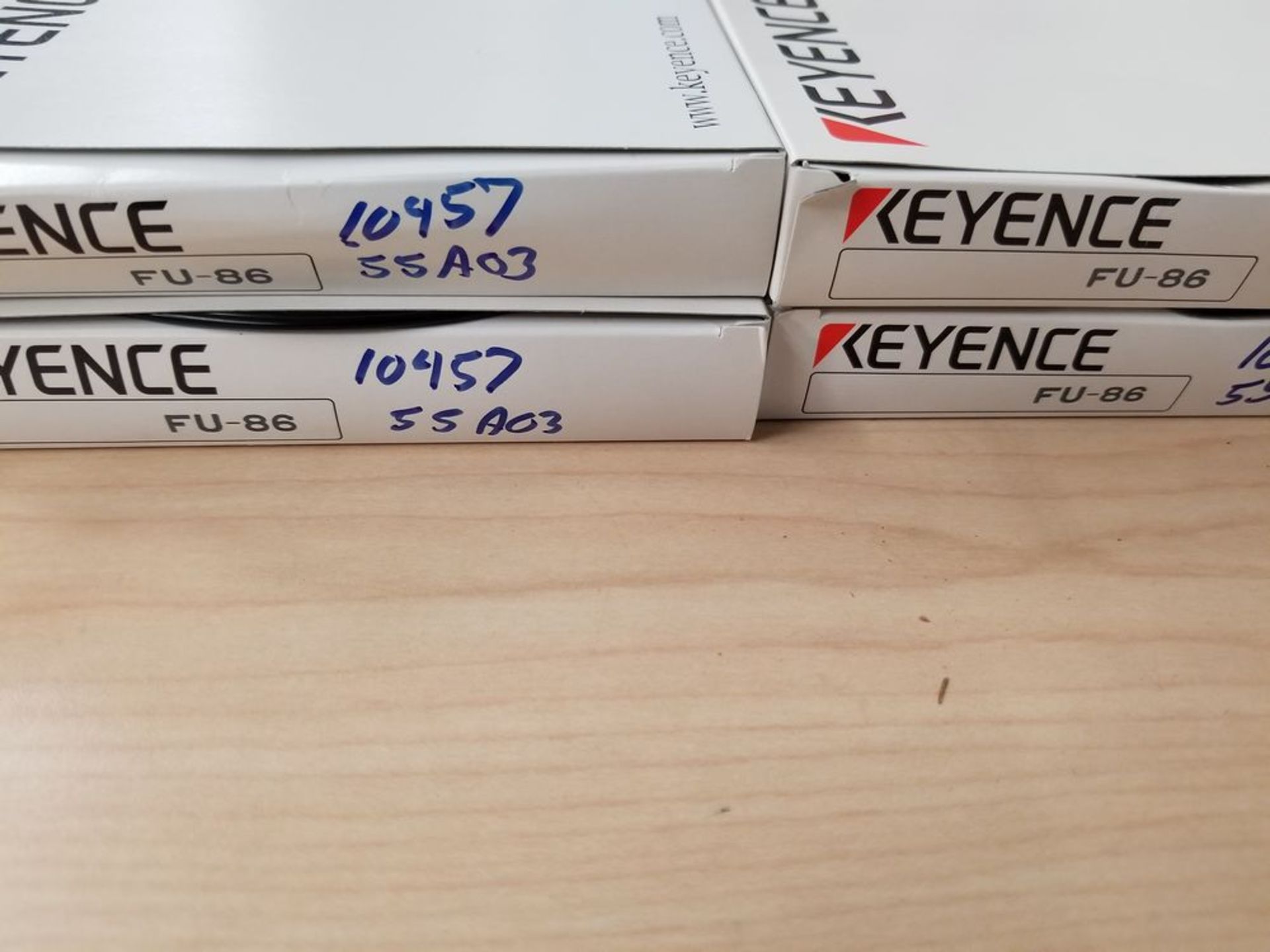 LOT OF 4 NEW KEYENCE FU-86 FIBEROPTIC SENSORS - Image 2 of 3