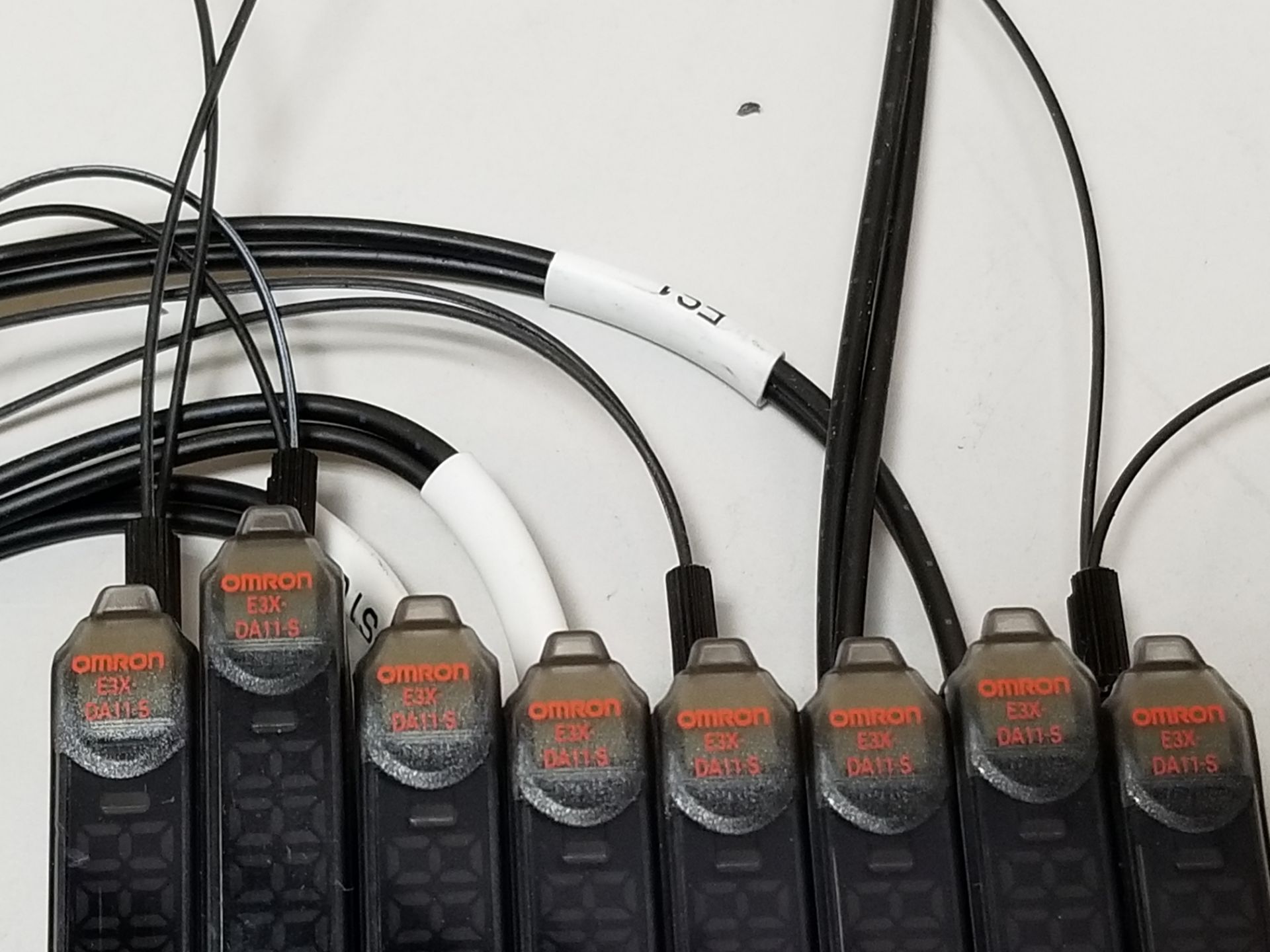 LOT OF OMRON FIBER OPTIC SENSORS AND AMPLIFIERS - Image 3 of 8