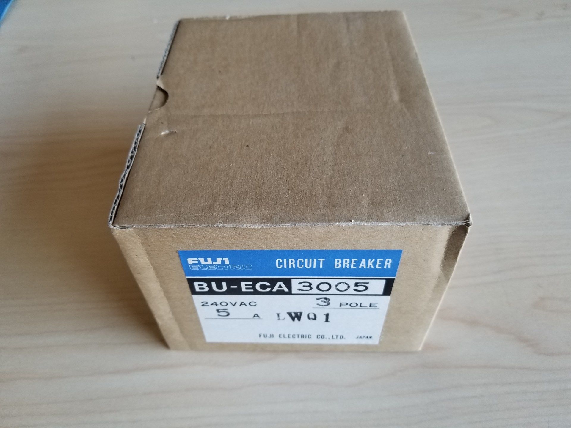 NEW FUJI BU-ECA3005 5A CIRCUIT BREAKER