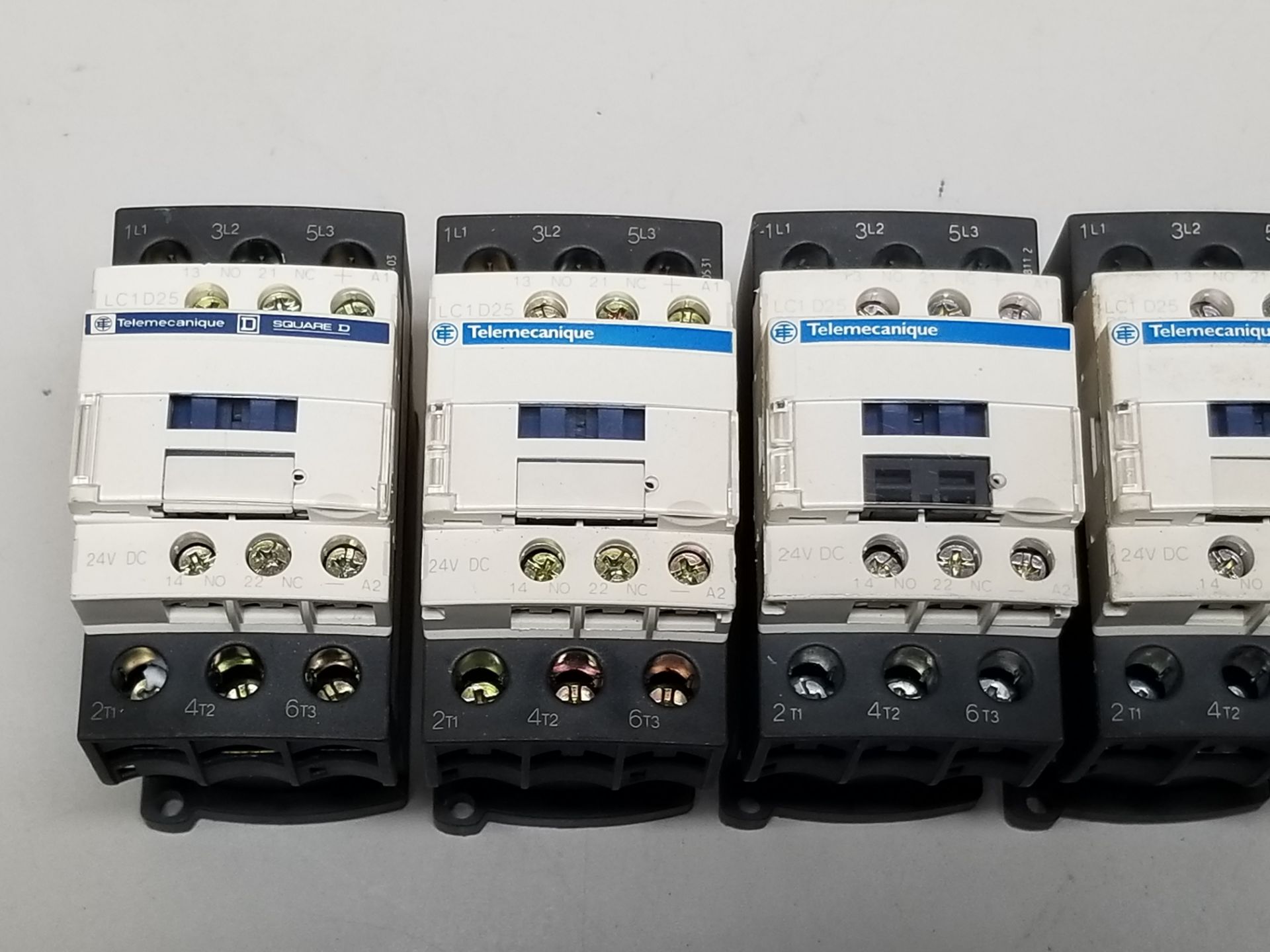 LOT OF TELEMECANIQUE MOTOR CONTACTORS - Image 2 of 8