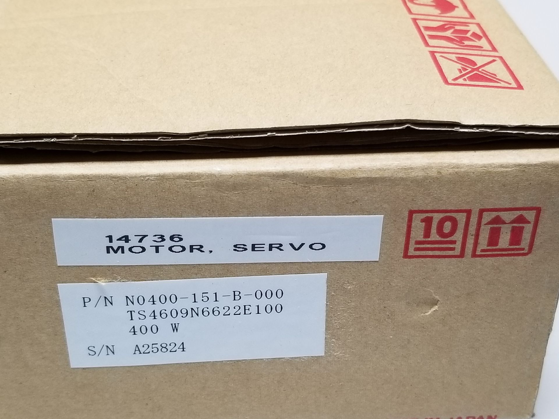 NEW APPLIED MOTION N0400-151-B-000 AC SERVO MOTOR WITH BRAKE - Image 2 of 7