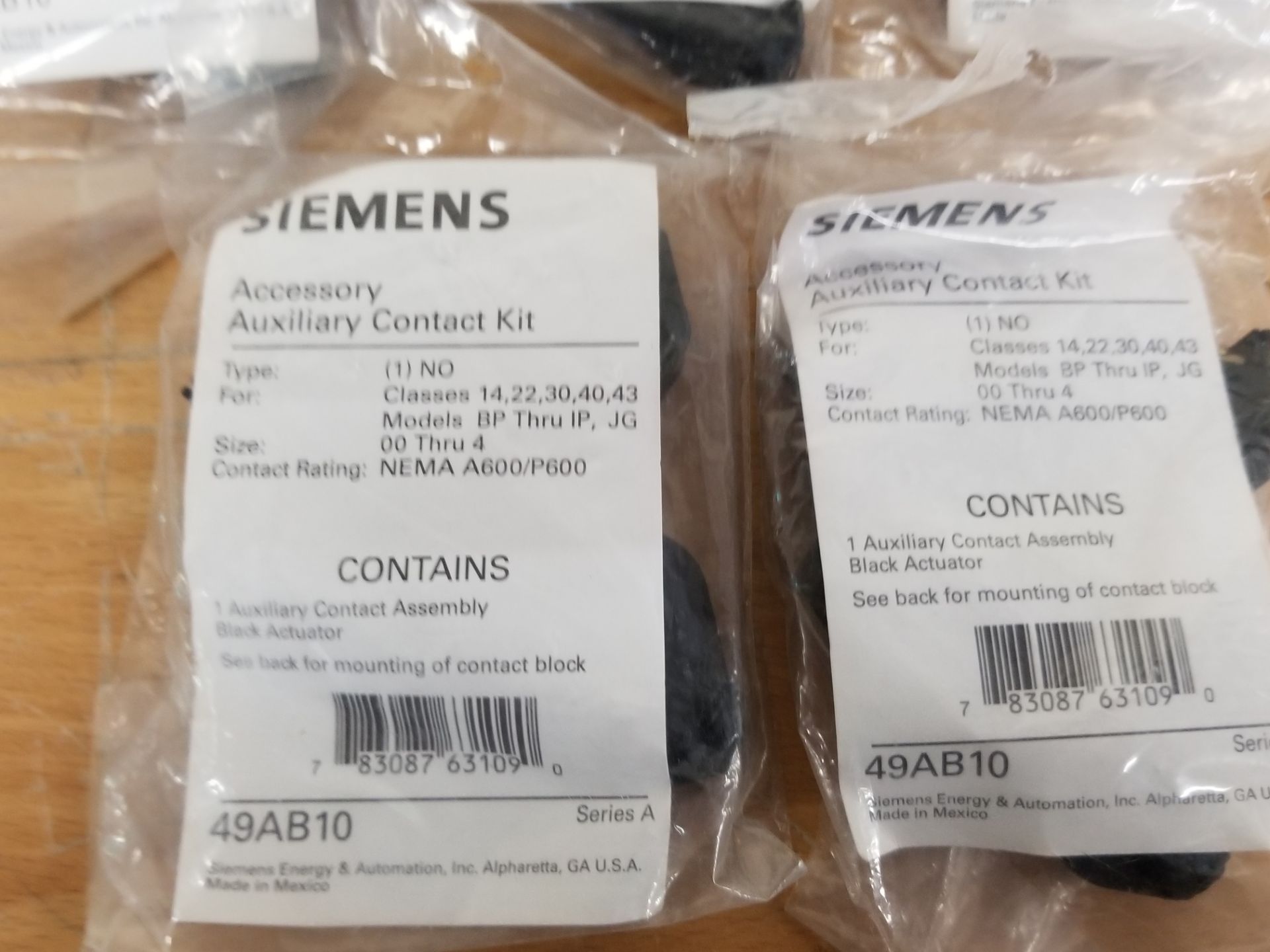 LOT OF NEW SIEMENS AUXILIARY CONTACT BLOCK KITS - Image 2 of 5